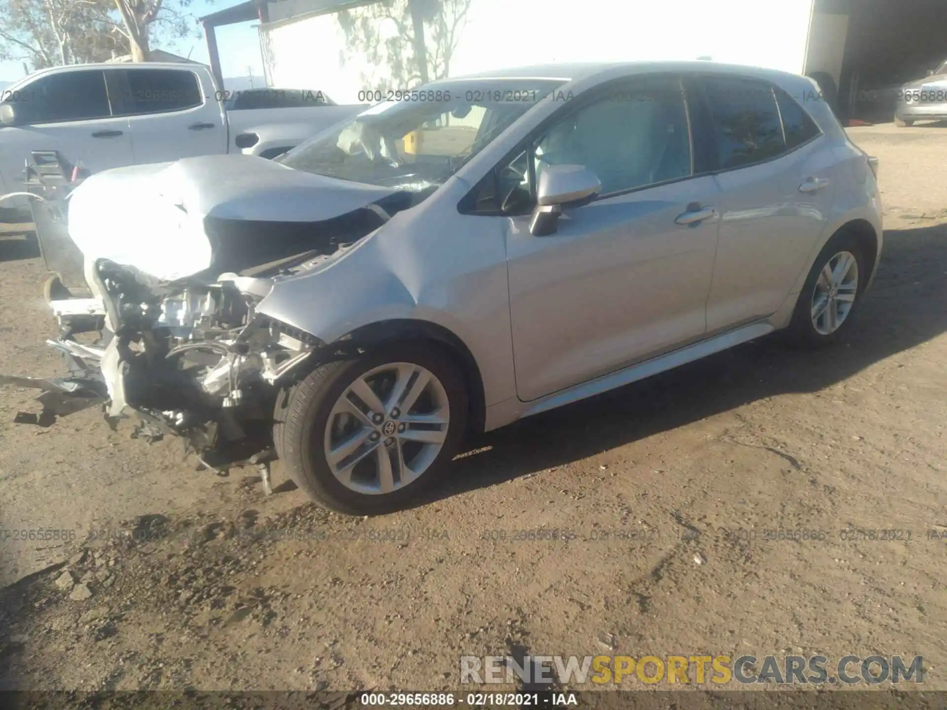 2 Photograph of a damaged car JTND4RBE4L3095339 TOYOTA COROLLA HATCHBACK 2020