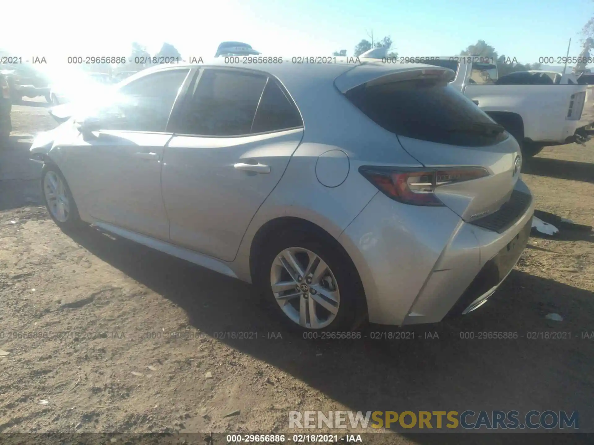 3 Photograph of a damaged car JTND4RBE4L3095339 TOYOTA COROLLA HATCHBACK 2020