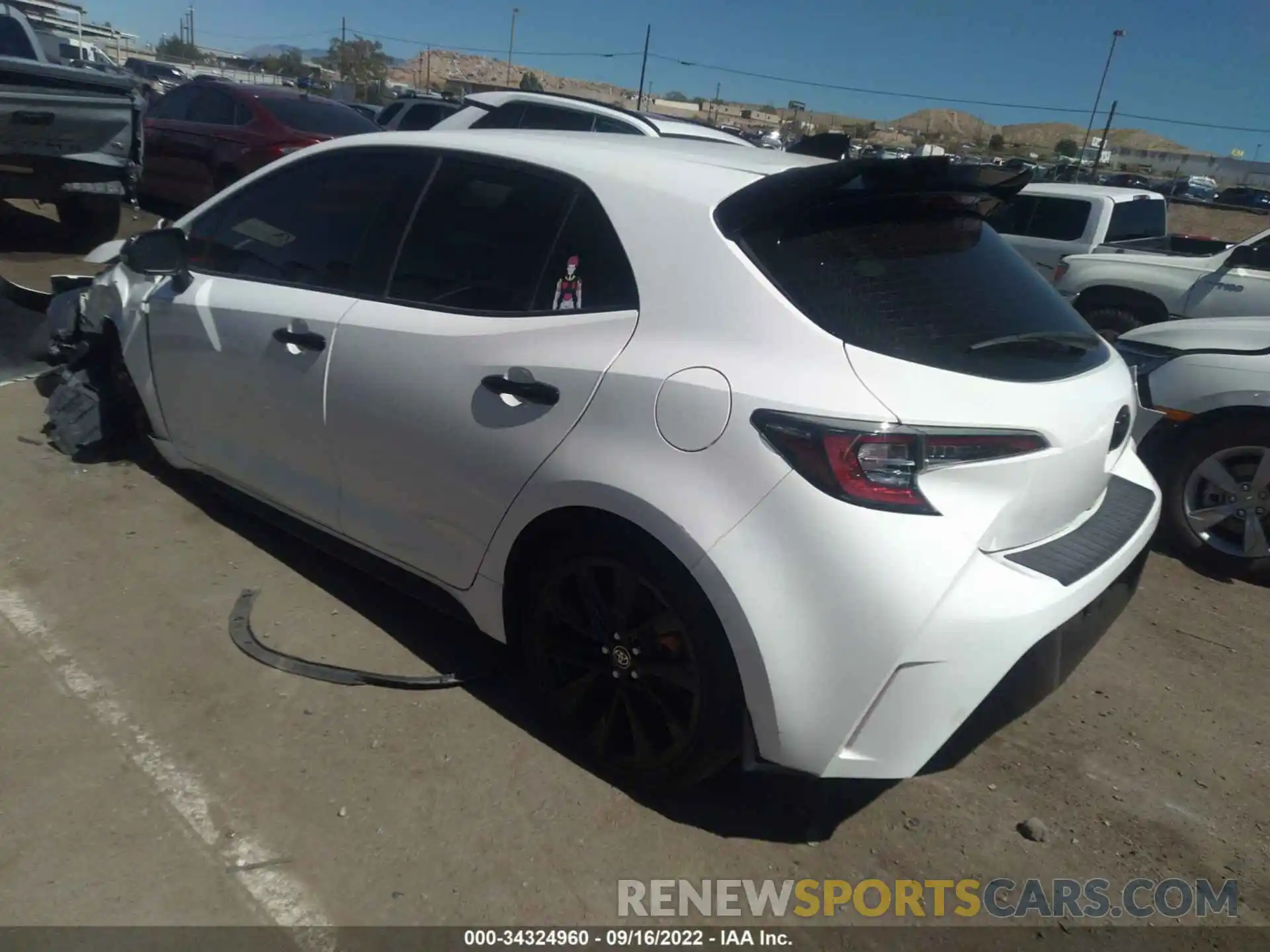 3 Photograph of a damaged car JTND4RBE4L3097530 TOYOTA COROLLA HATCHBACK 2020