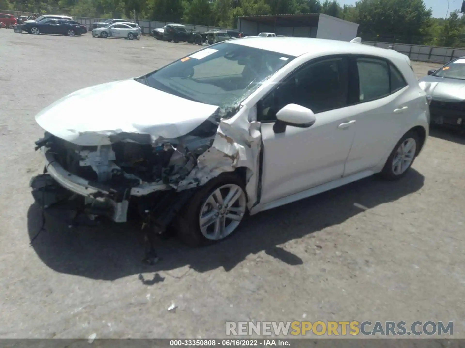 2 Photograph of a damaged car JTND4RBE5L3078078 TOYOTA COROLLA HATCHBACK 2020