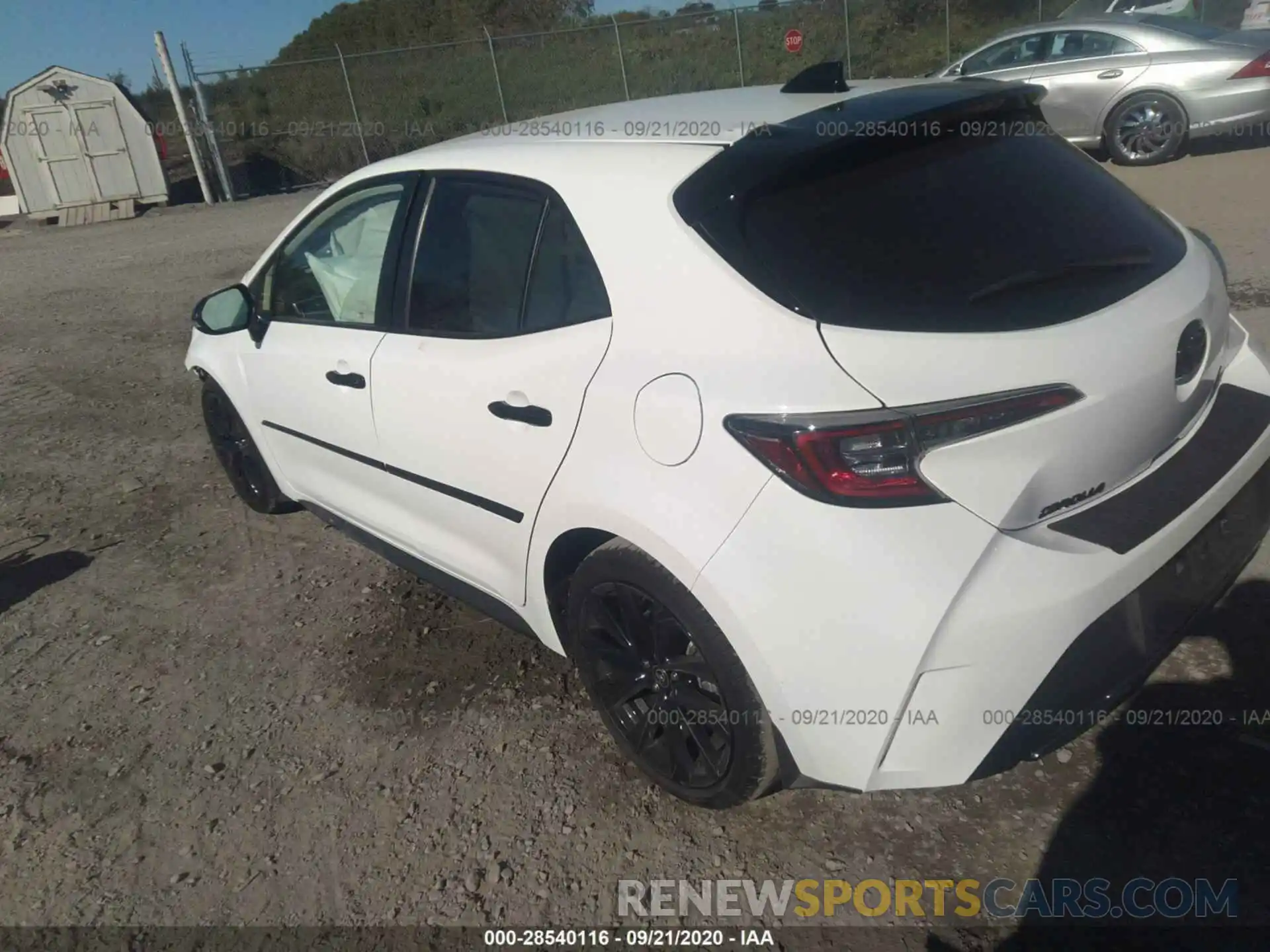 3 Photograph of a damaged car JTND4RBE5L3085578 TOYOTA COROLLA HATCHBACK 2020