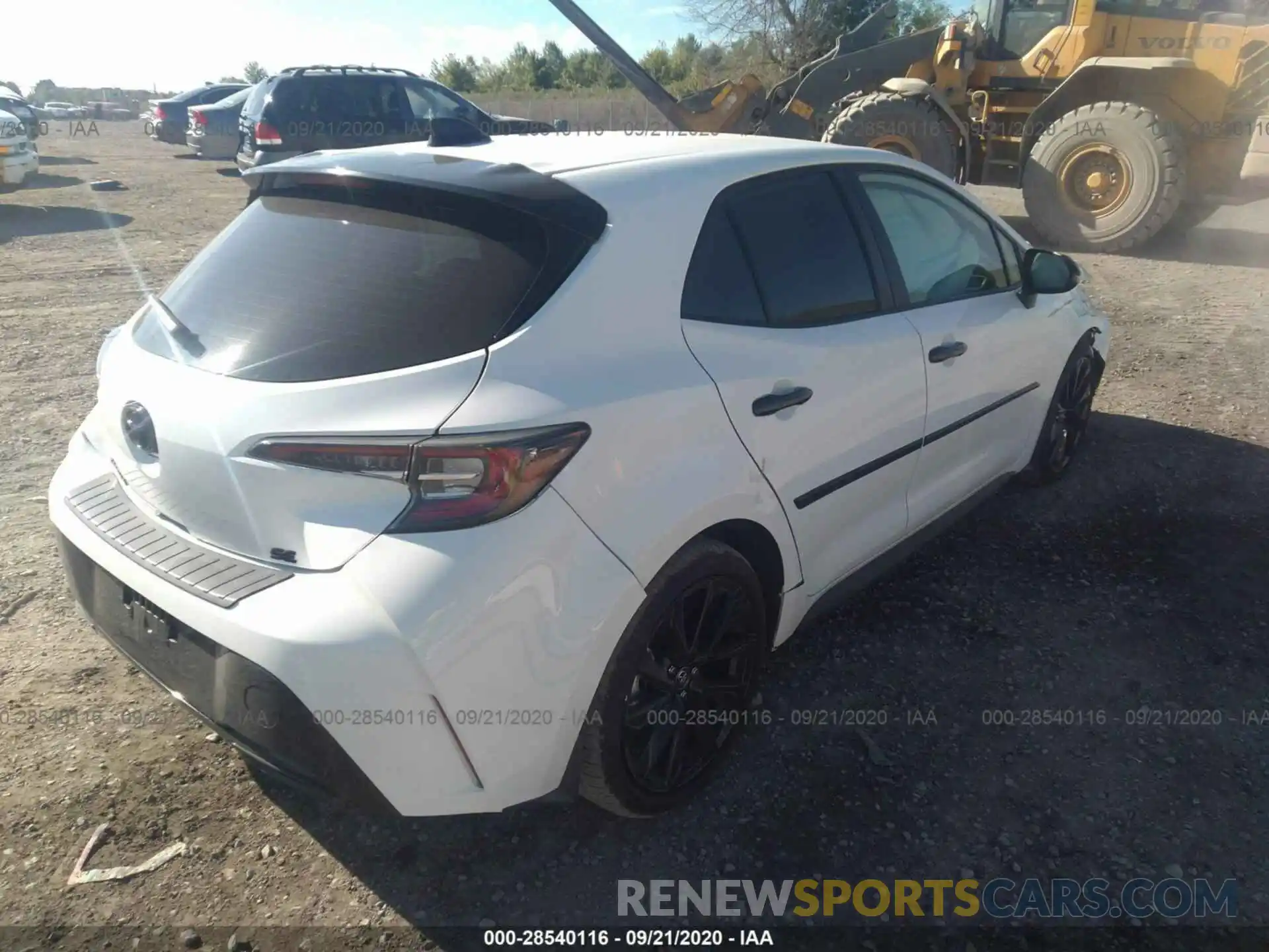 4 Photograph of a damaged car JTND4RBE5L3085578 TOYOTA COROLLA HATCHBACK 2020