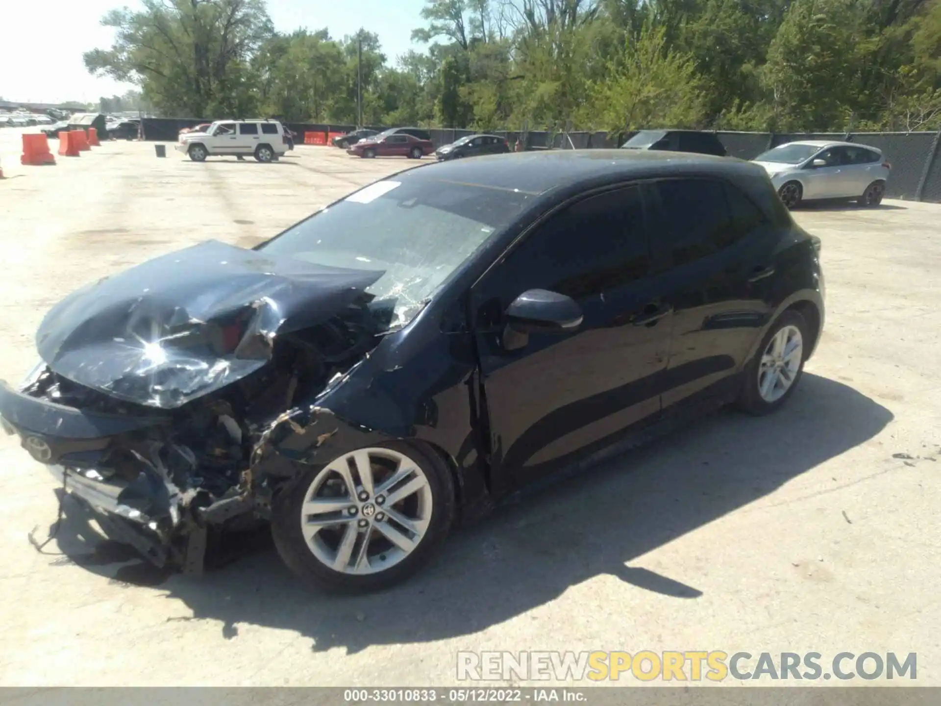 2 Photograph of a damaged car JTND4RBE7L3080737 TOYOTA COROLLA HATCHBACK 2020