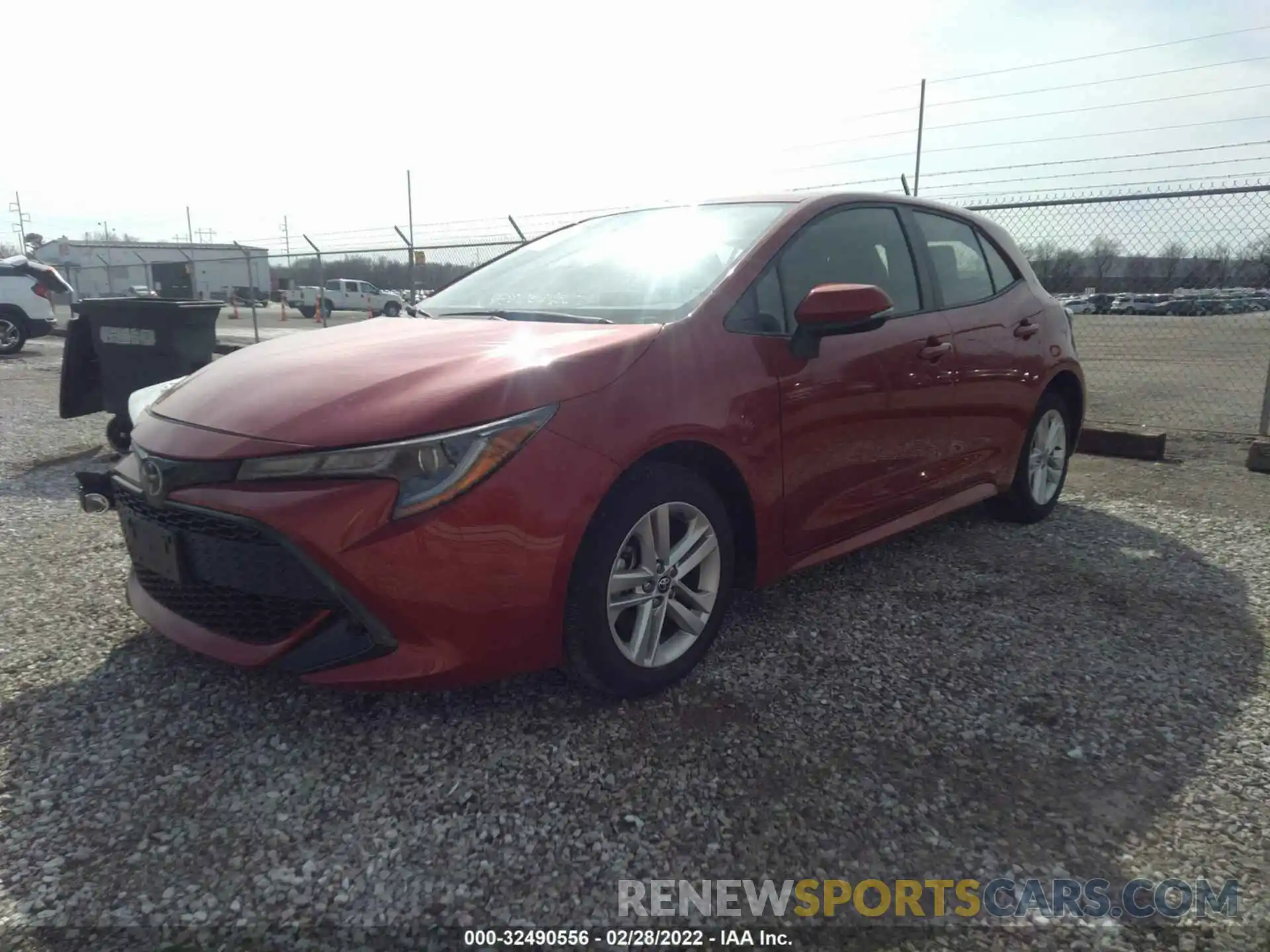 2 Photograph of a damaged car JTND4RBE7L3082990 TOYOTA COROLLA HATCHBACK 2020