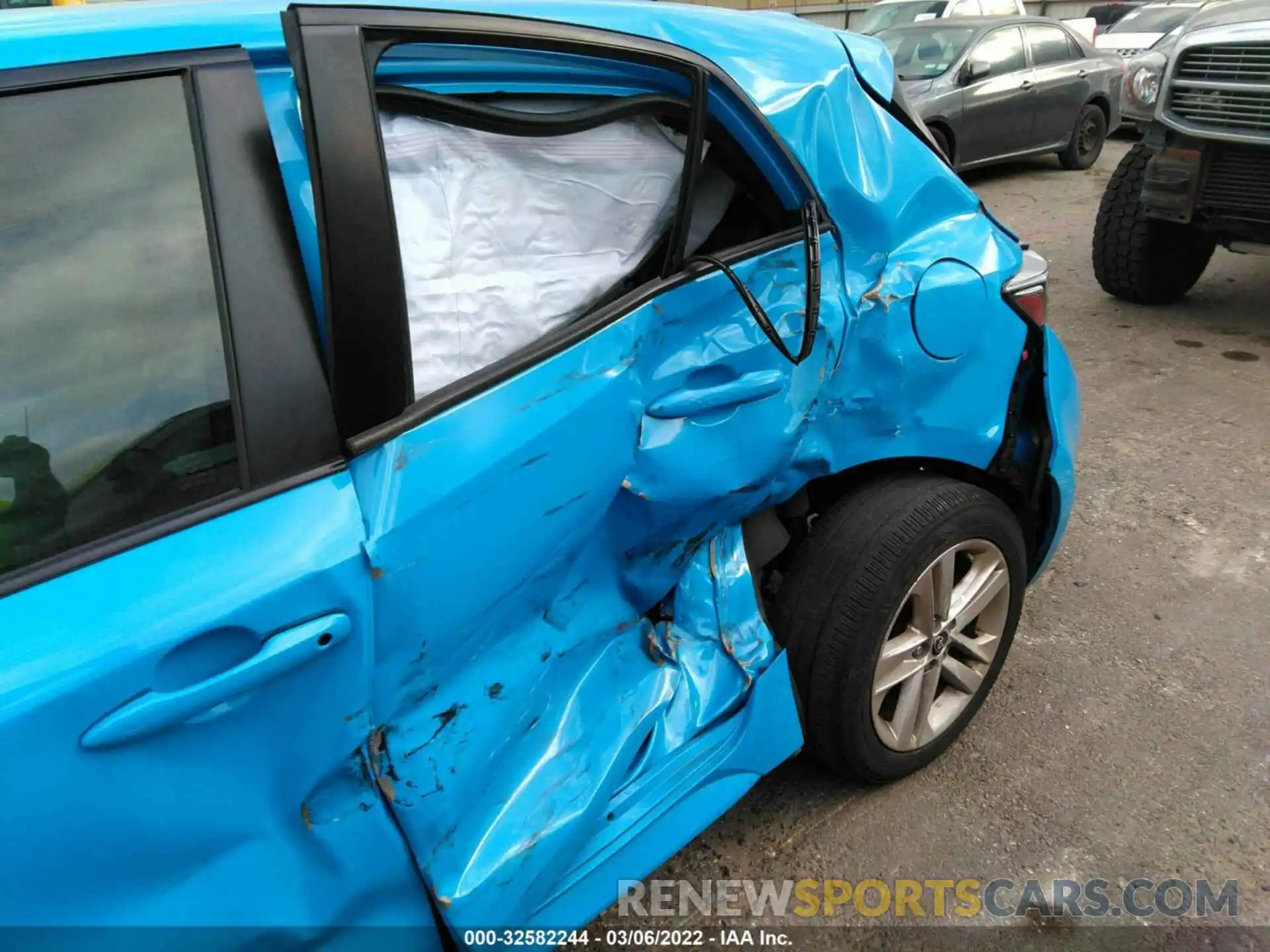 6 Photograph of a damaged car JTND4RBE7L3089664 TOYOTA COROLLA HATCHBACK 2020