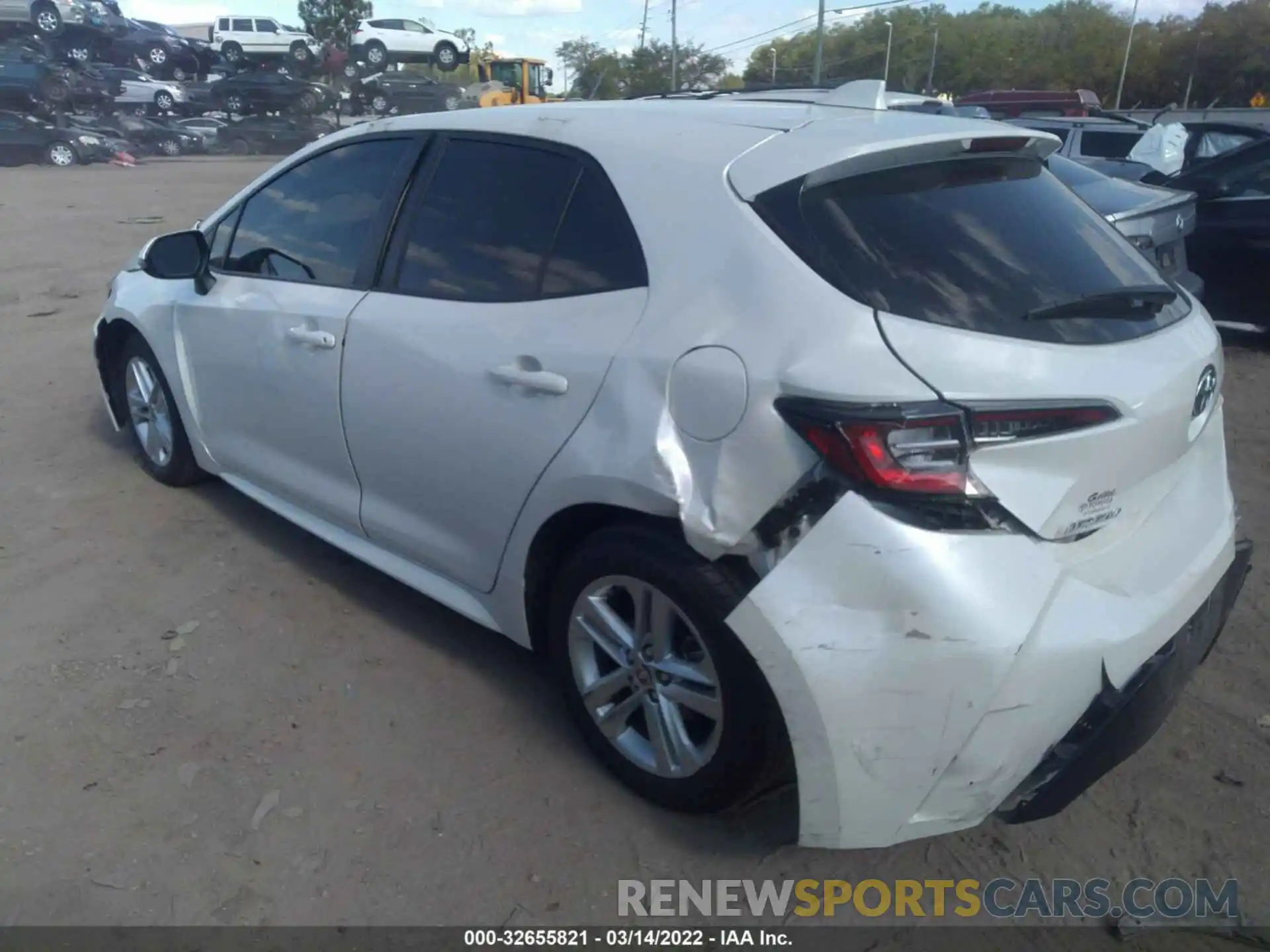 3 Photograph of a damaged car JTND4RBE7L3095500 TOYOTA COROLLA HATCHBACK 2020