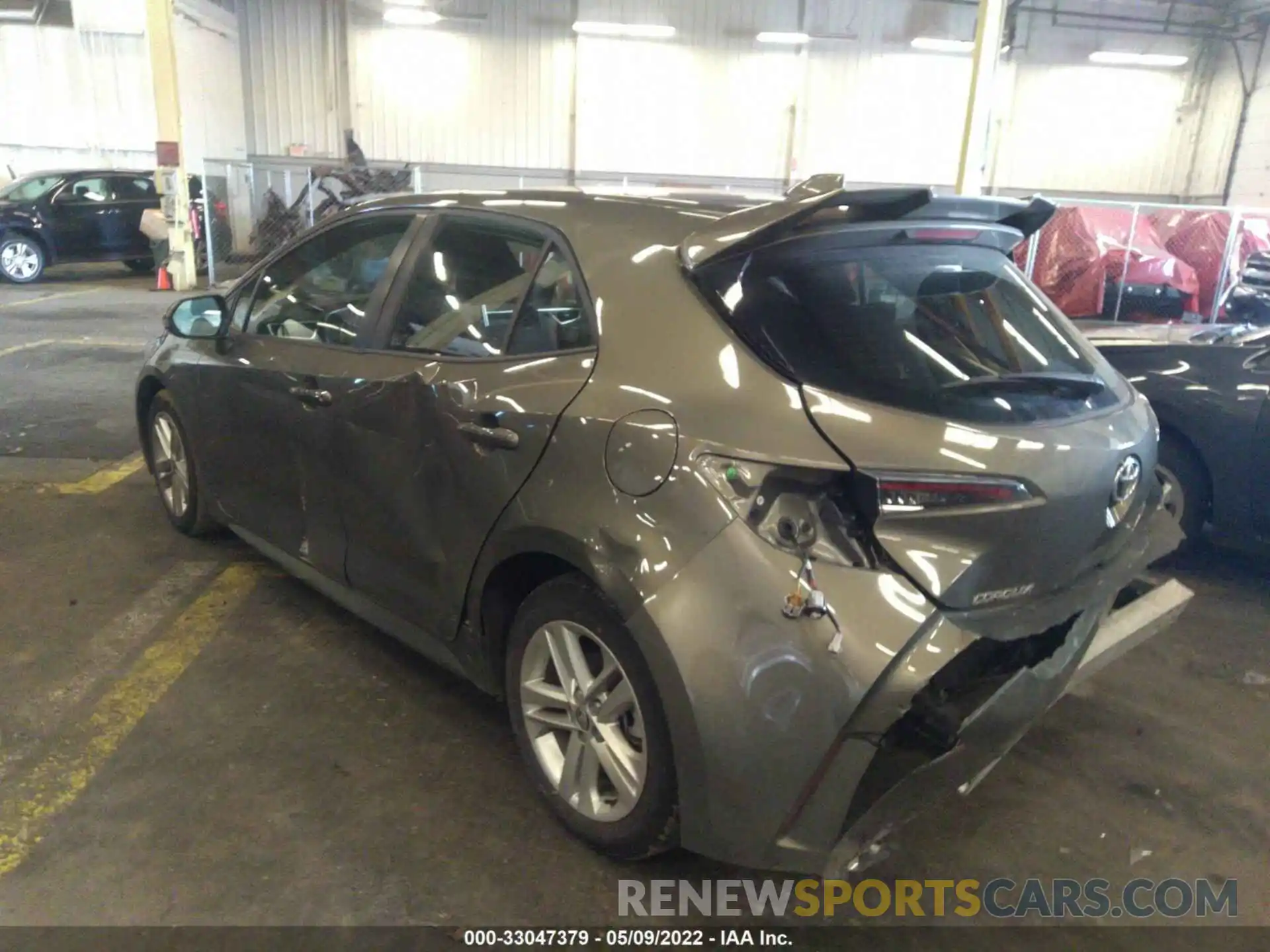 3 Photograph of a damaged car JTND4RBE7L3096064 TOYOTA COROLLA HATCHBACK 2020