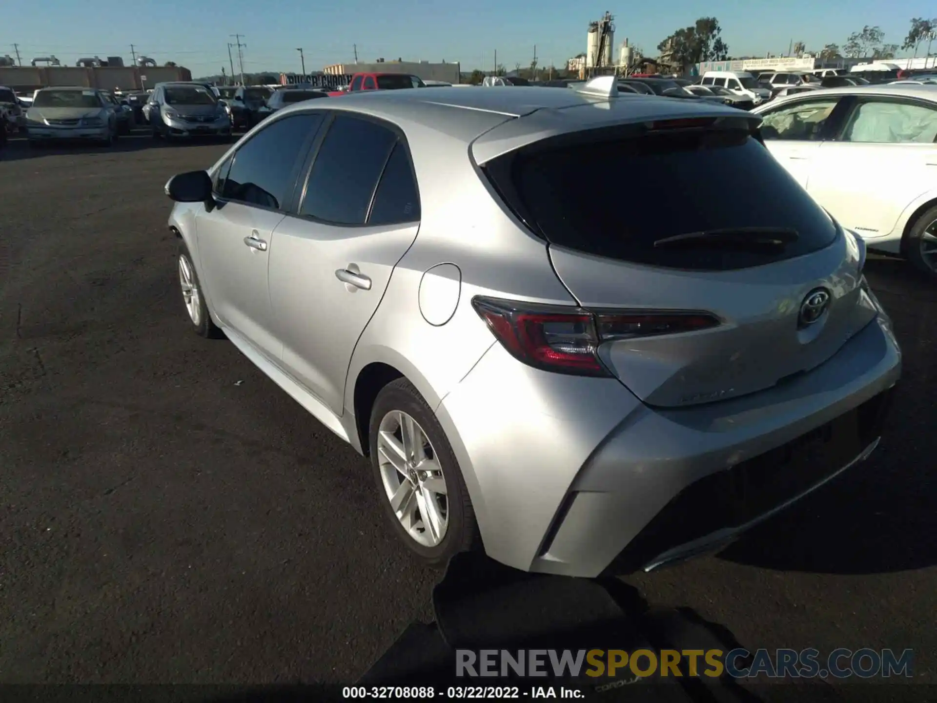 3 Photograph of a damaged car JTND4RBE7L3100310 TOYOTA COROLLA HATCHBACK 2020