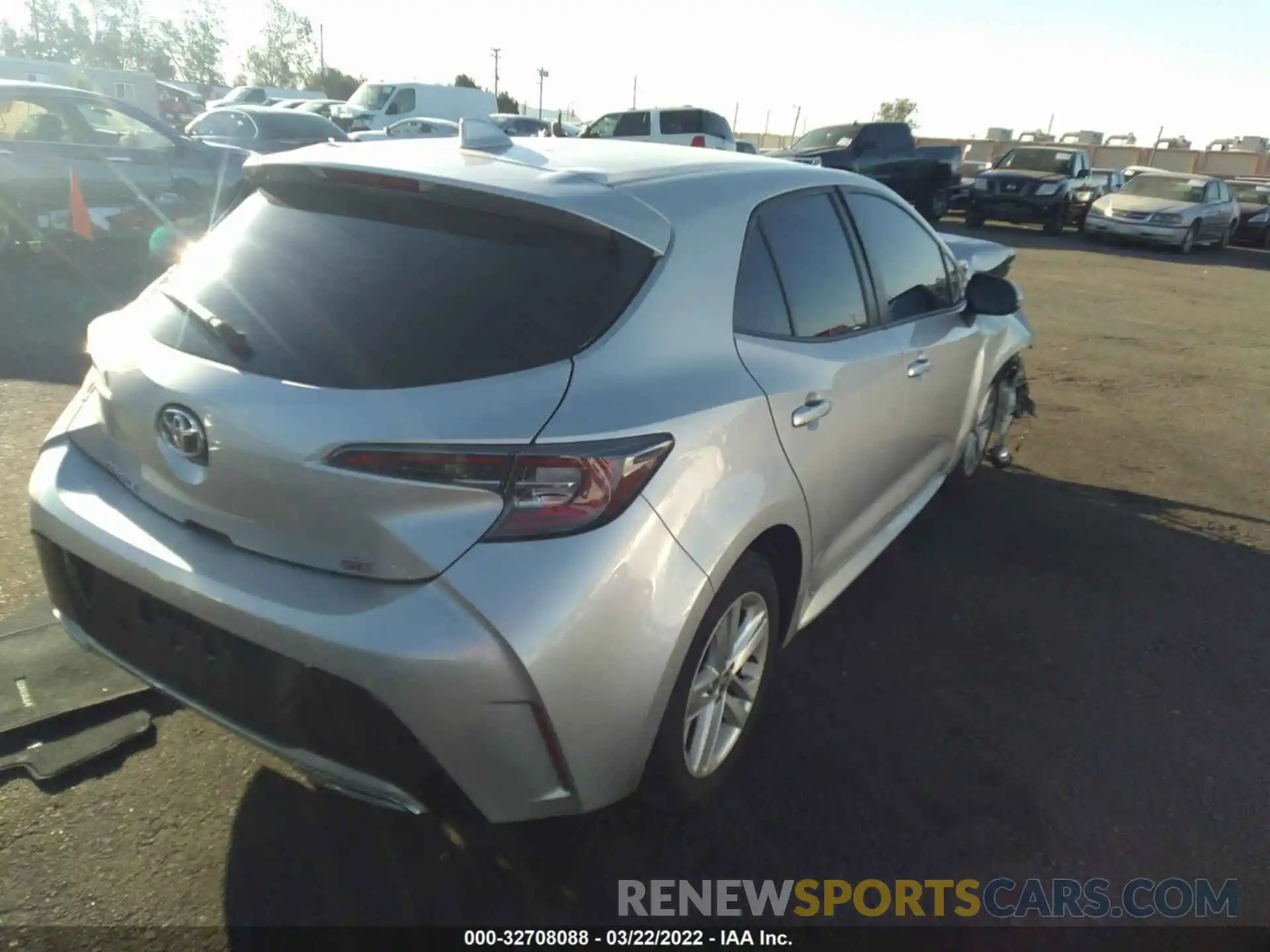 4 Photograph of a damaged car JTND4RBE7L3100310 TOYOTA COROLLA HATCHBACK 2020