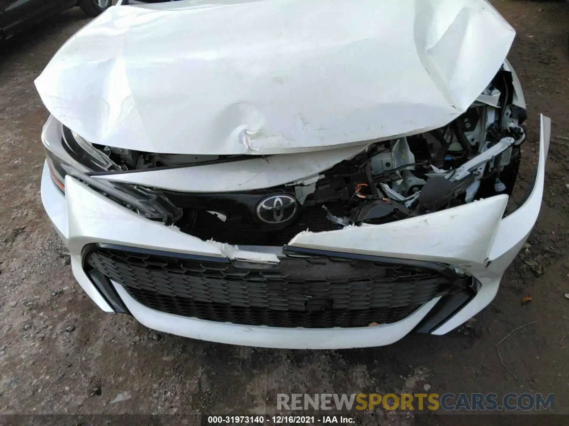 6 Photograph of a damaged car JTND4RBE8L3076759 TOYOTA COROLLA HATCHBACK 2020