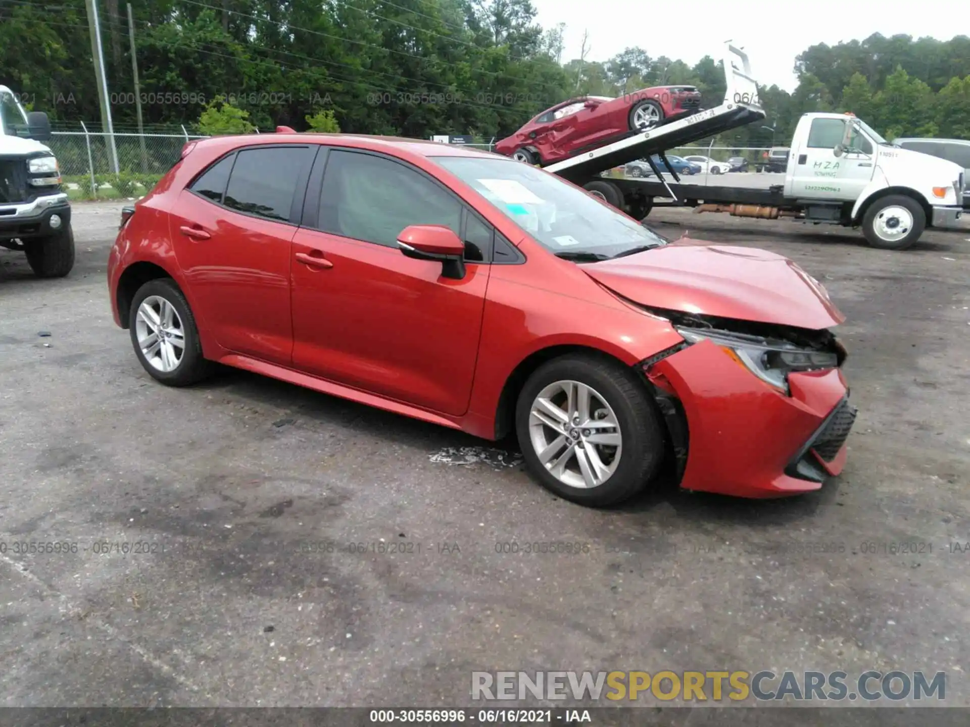 1 Photograph of a damaged car JTND4RBE8L3085431 TOYOTA COROLLA HATCHBACK 2020