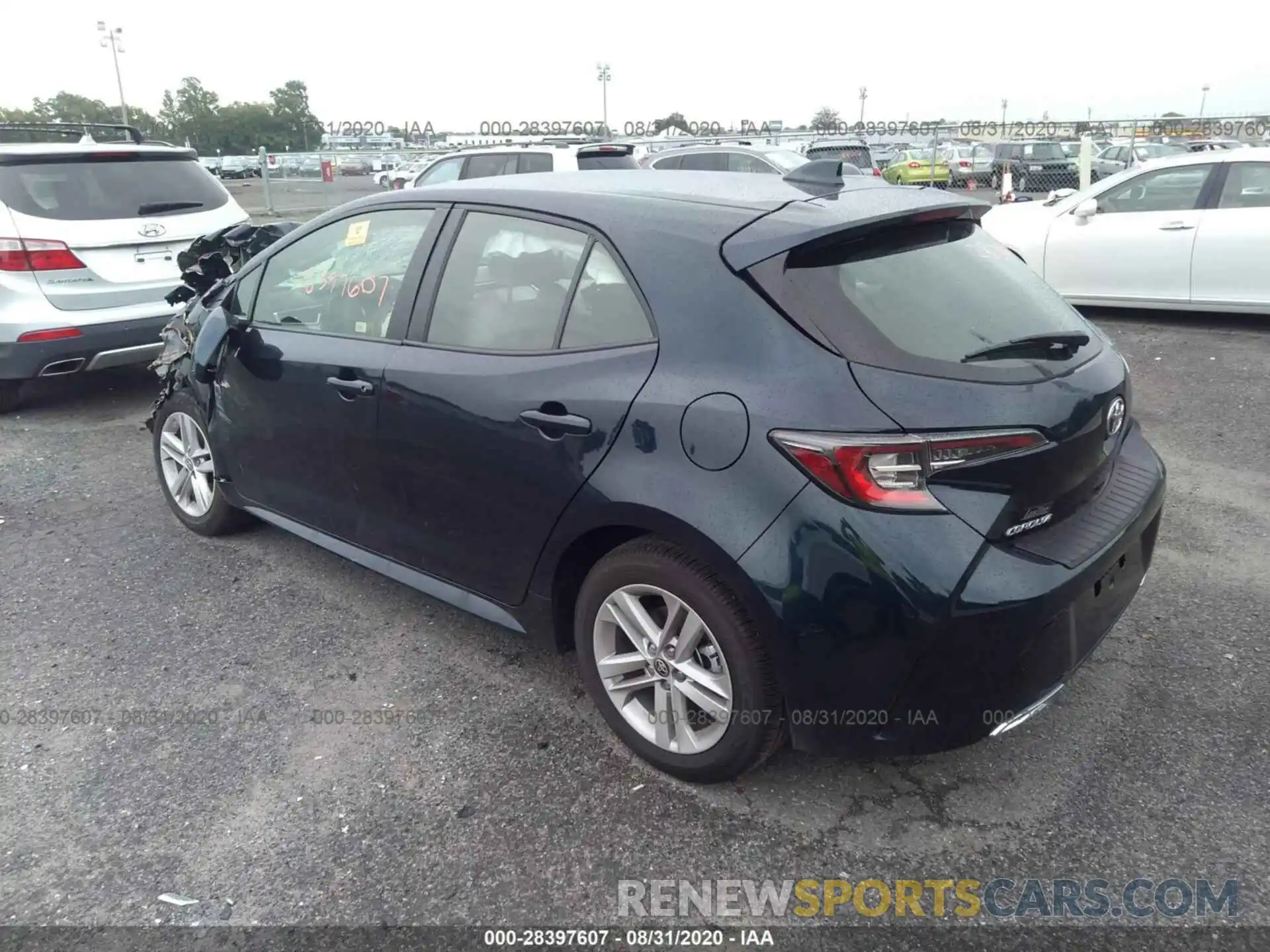 3 Photograph of a damaged car JTND4RBE9L3074065 TOYOTA COROLLA HATCHBACK 2020