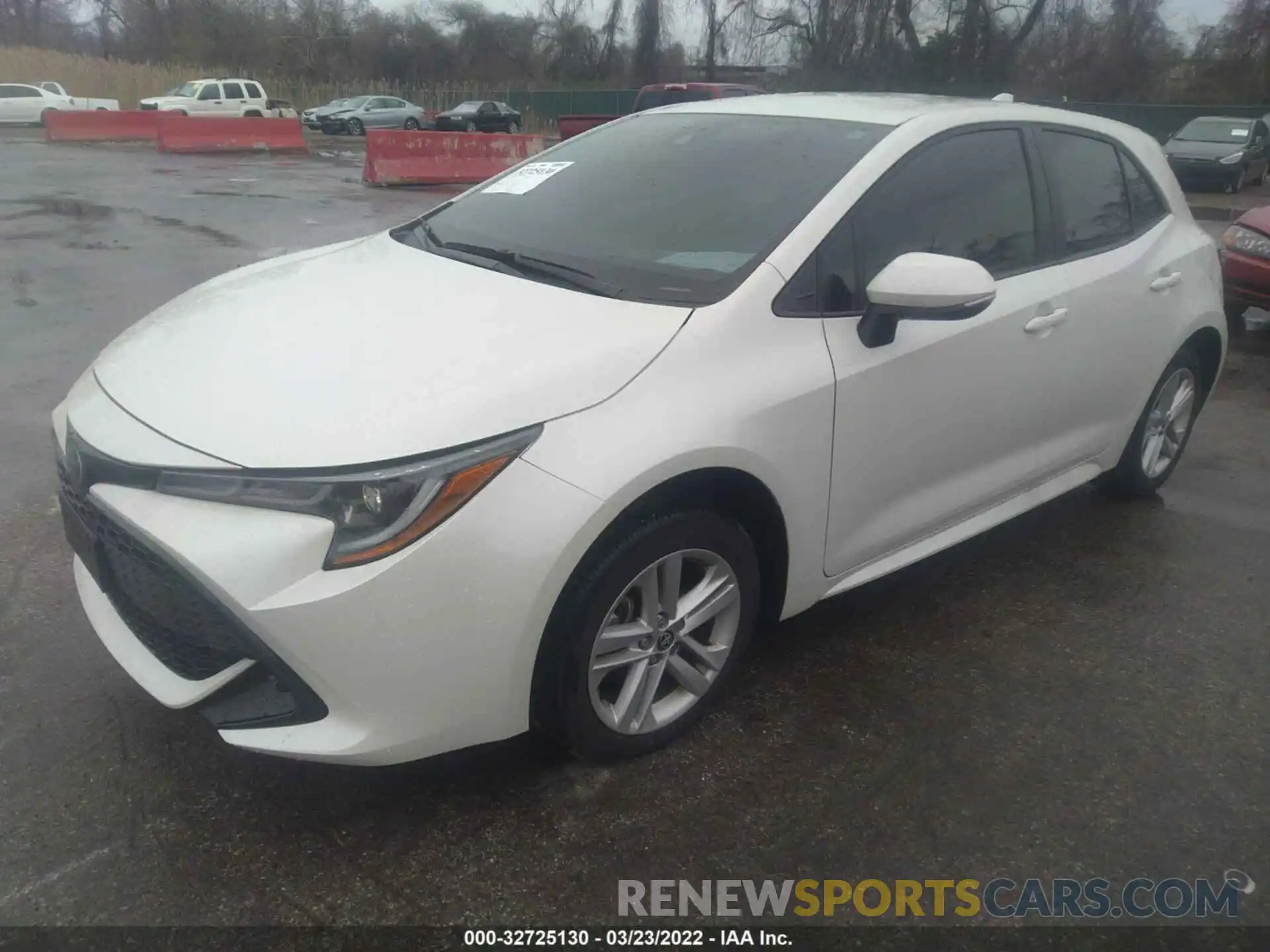 2 Photograph of a damaged car JTND4RBE9L3089729 TOYOTA COROLLA HATCHBACK 2020