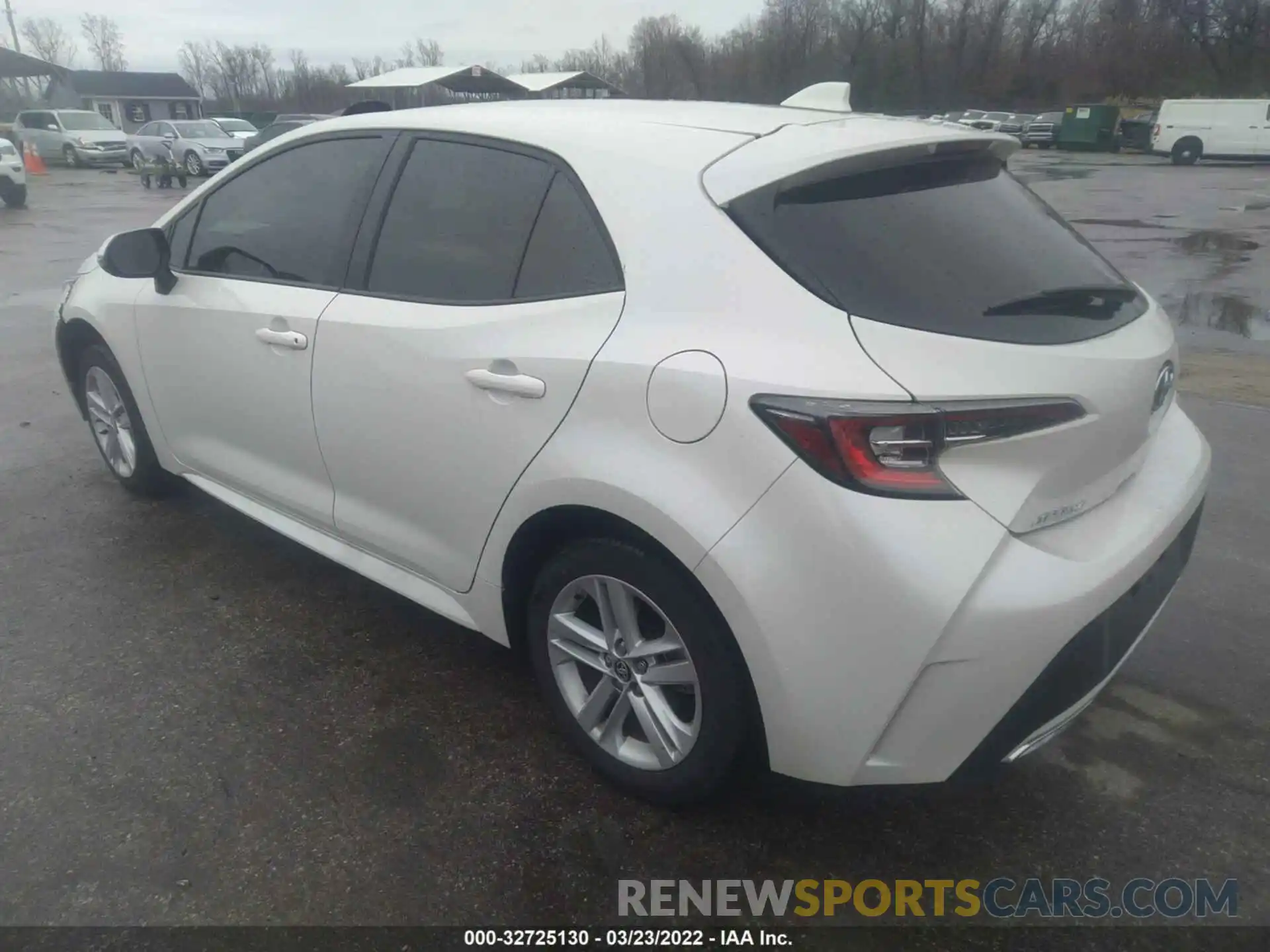 3 Photograph of a damaged car JTND4RBE9L3089729 TOYOTA COROLLA HATCHBACK 2020