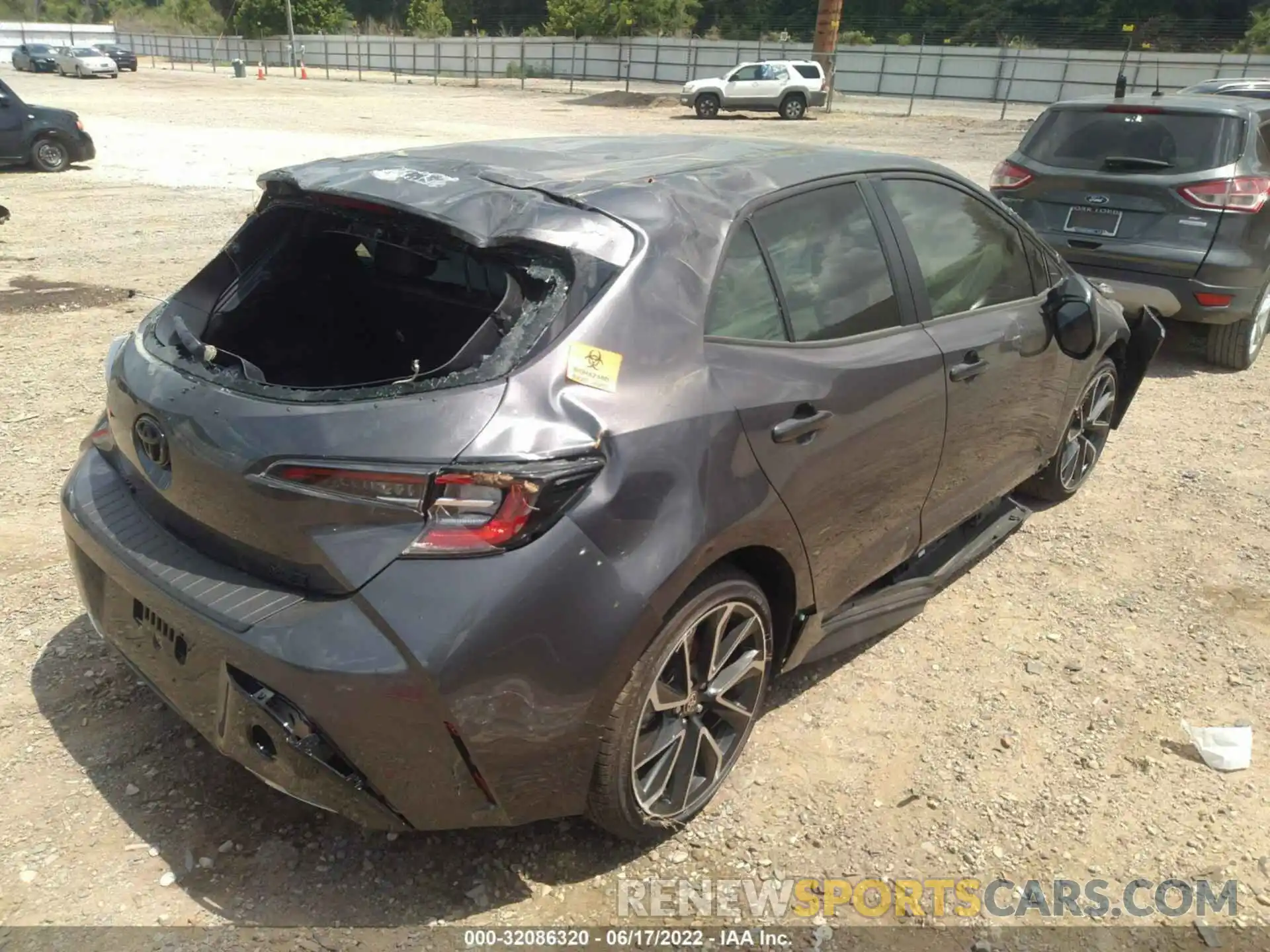 4 Photograph of a damaged car JTNA4MBE3M3140066 TOYOTA COROLLA HATCHBACK 2021