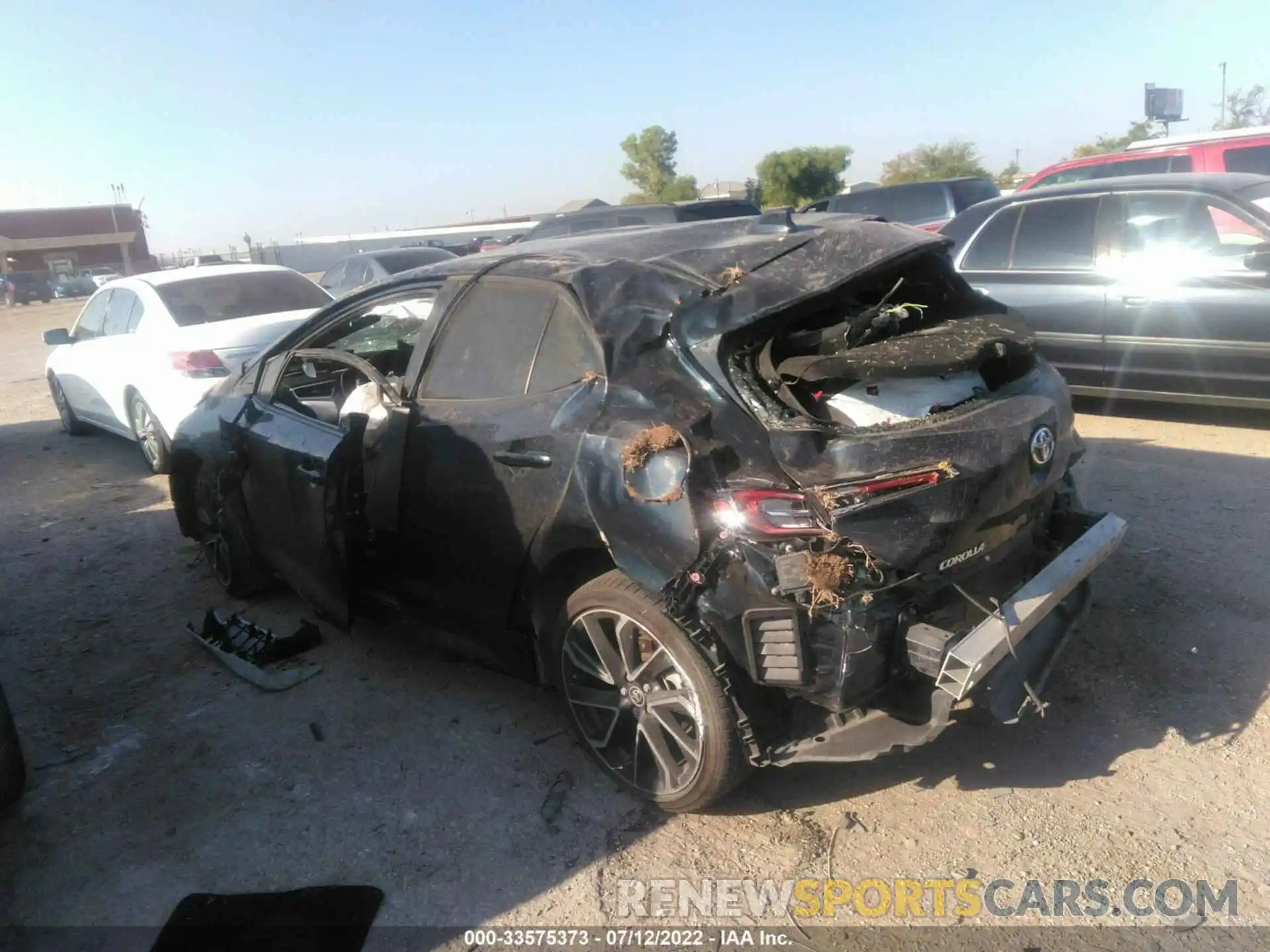 3 Photograph of a damaged car JTNA4MBE6M3111290 TOYOTA COROLLA HATCHBACK 2021