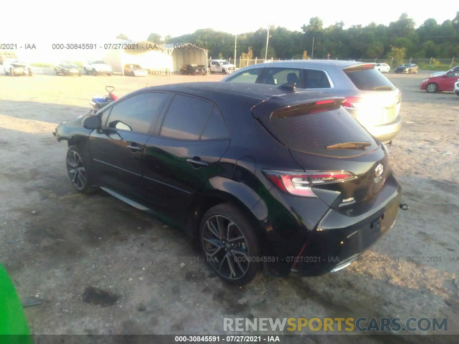 3 Photograph of a damaged car JTNA4MBE6M3123519 TOYOTA COROLLA HATCHBACK 2021