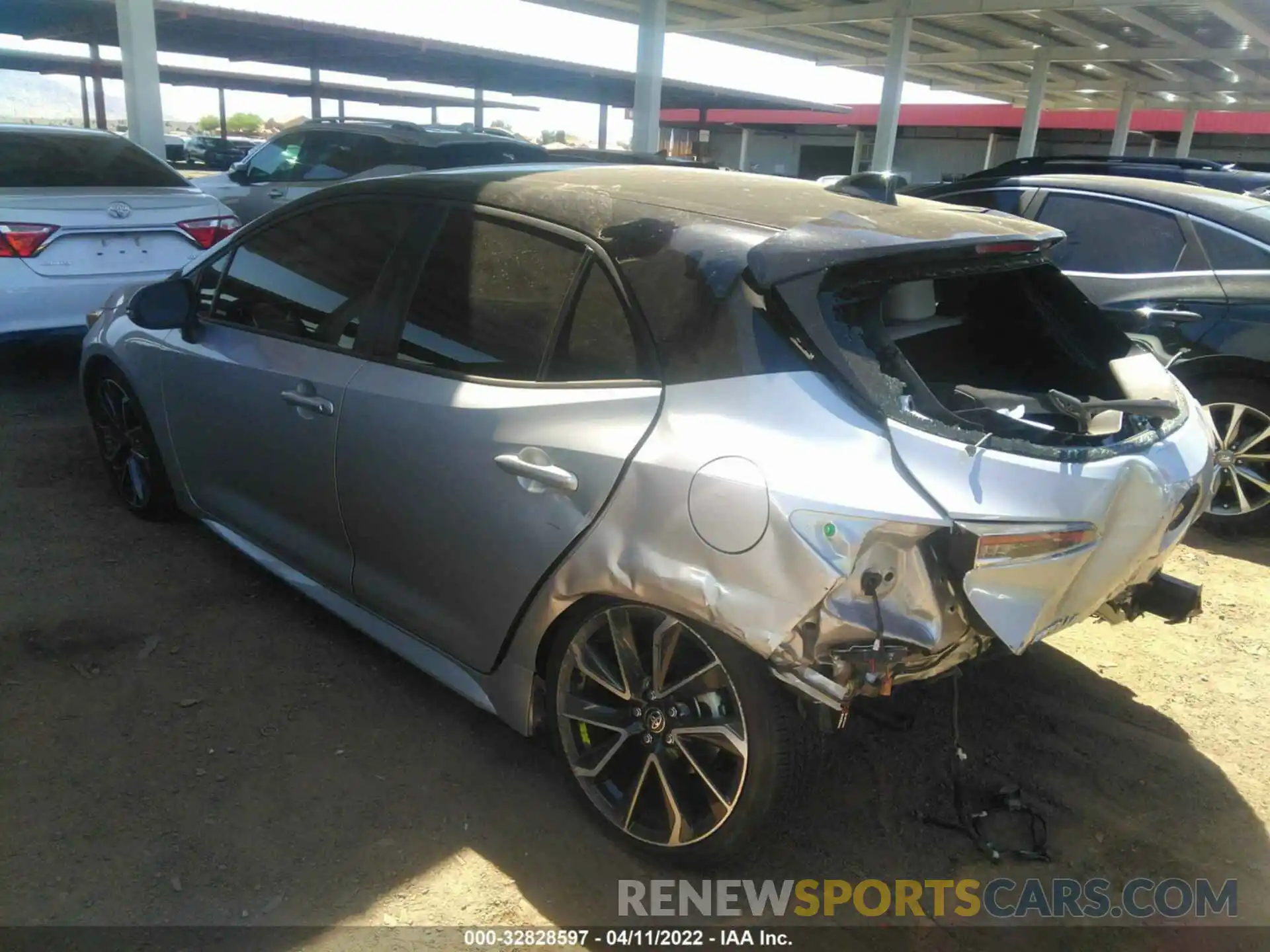 3 Photograph of a damaged car JTNA4MBE8M3134814 TOYOTA COROLLA HATCHBACK 2021