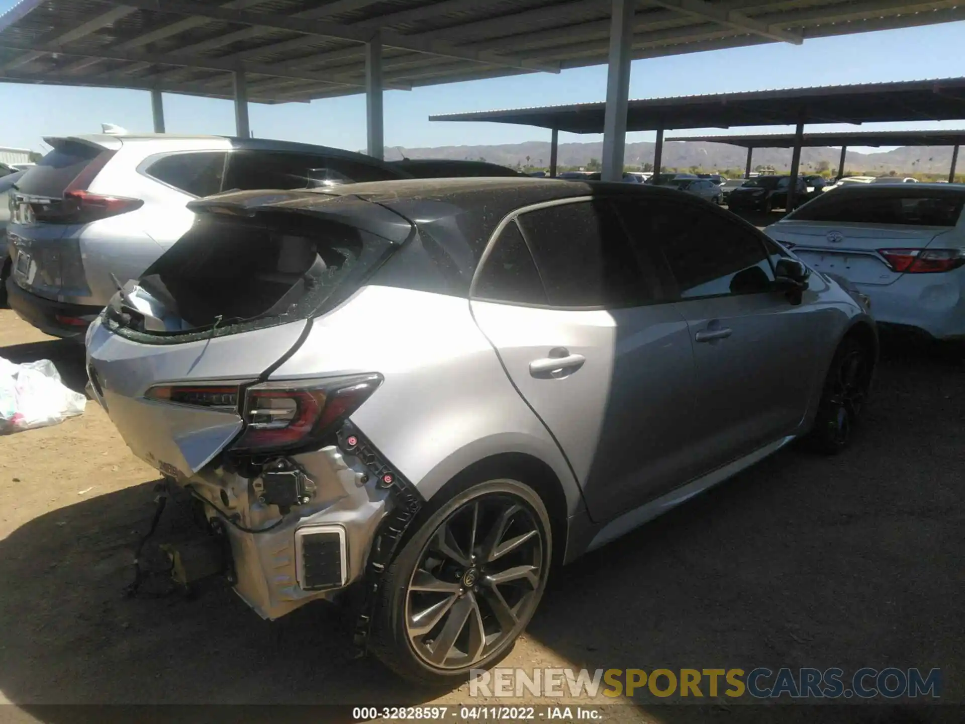 4 Photograph of a damaged car JTNA4MBE8M3134814 TOYOTA COROLLA HATCHBACK 2021