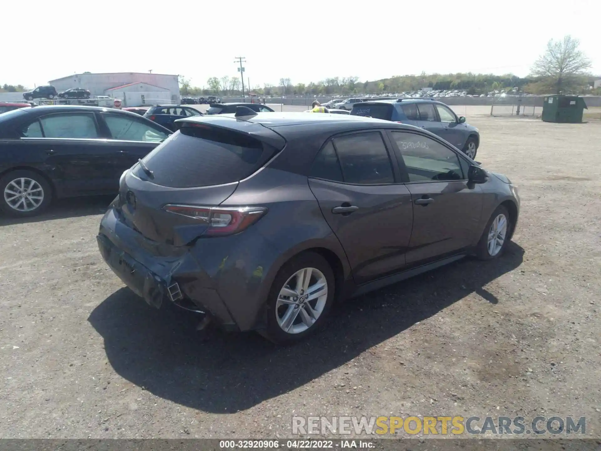 4 Photograph of a damaged car JTNB4MBE2M3132898 TOYOTA COROLLA HATCHBACK 2021