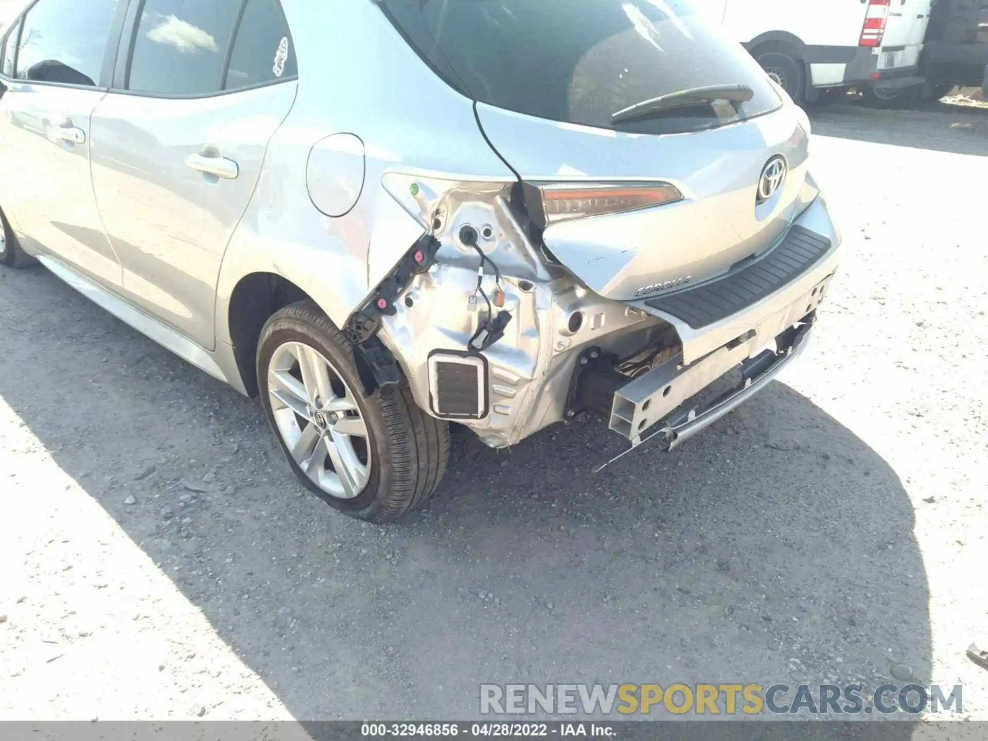 6 Photograph of a damaged car JTNB4MBE4M3132708 TOYOTA COROLLA HATCHBACK 2021