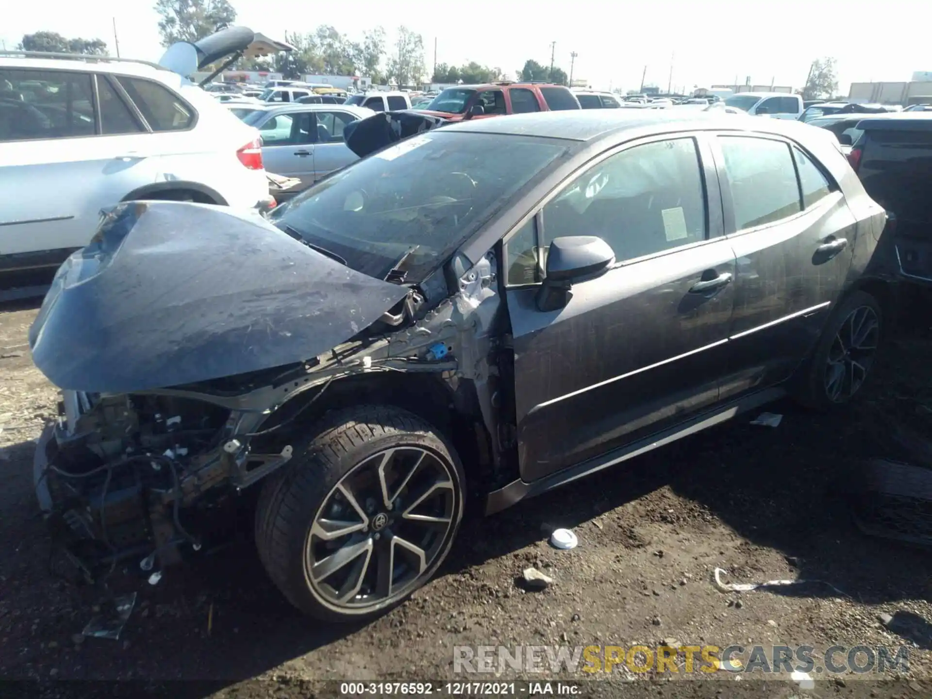 2 Photograph of a damaged car JTNC4MBE2M3141525 TOYOTA COROLLA HATCHBACK 2021