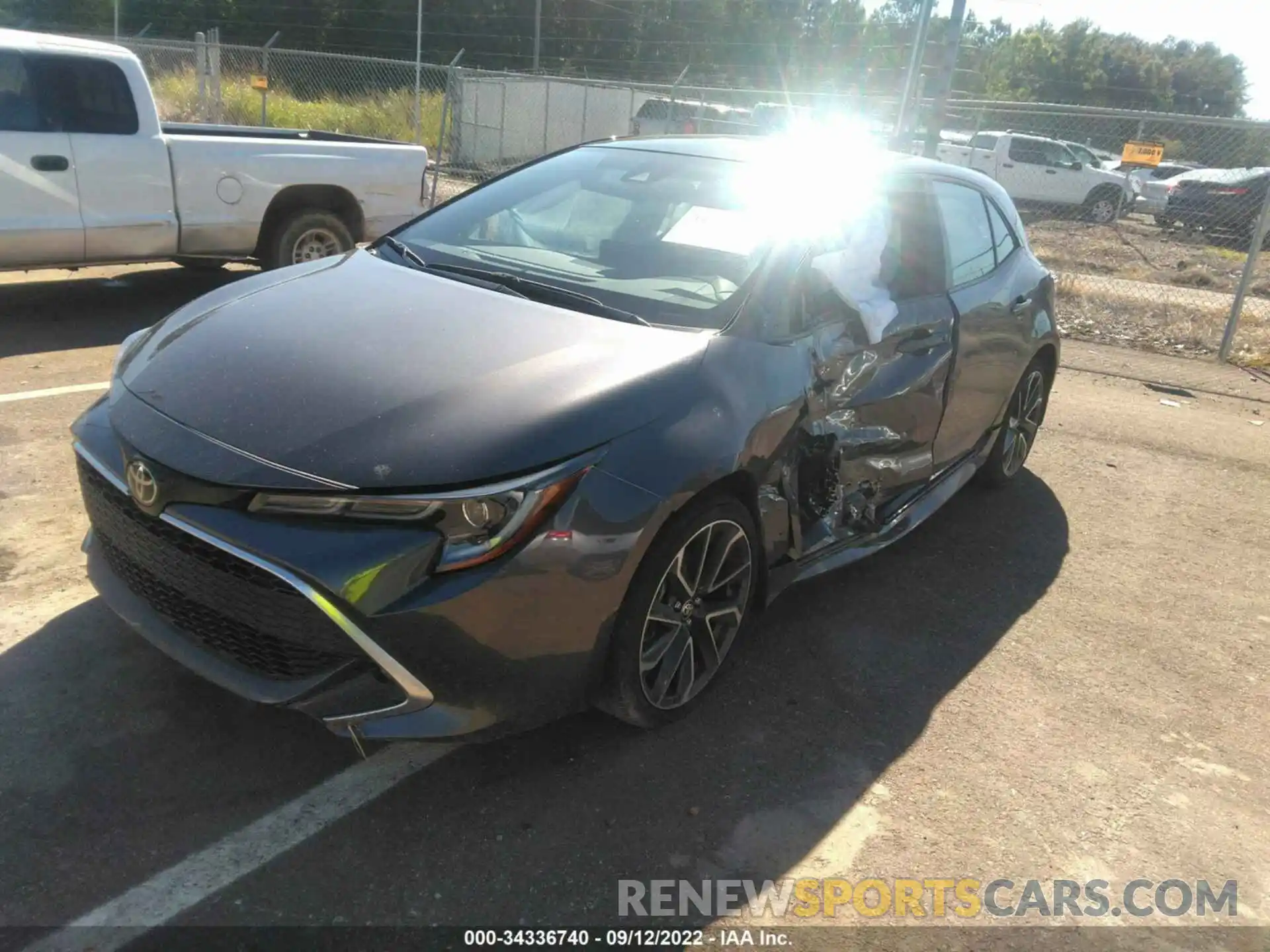 2 Photograph of a damaged car JTNC4MBE5M3112830 TOYOTA COROLLA HATCHBACK 2021