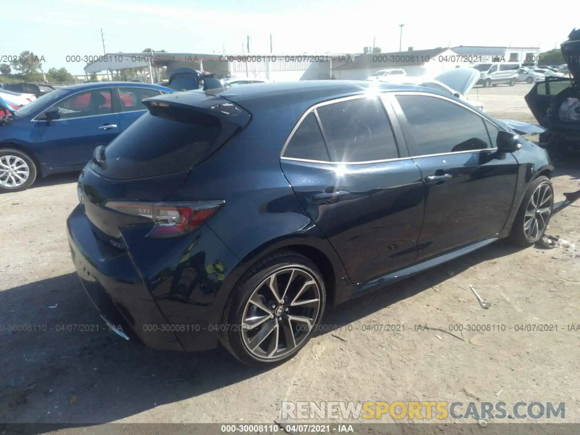 4 Photograph of a damaged car JTNC4MBE6M3105787 TOYOTA COROLLA HATCHBACK 2021