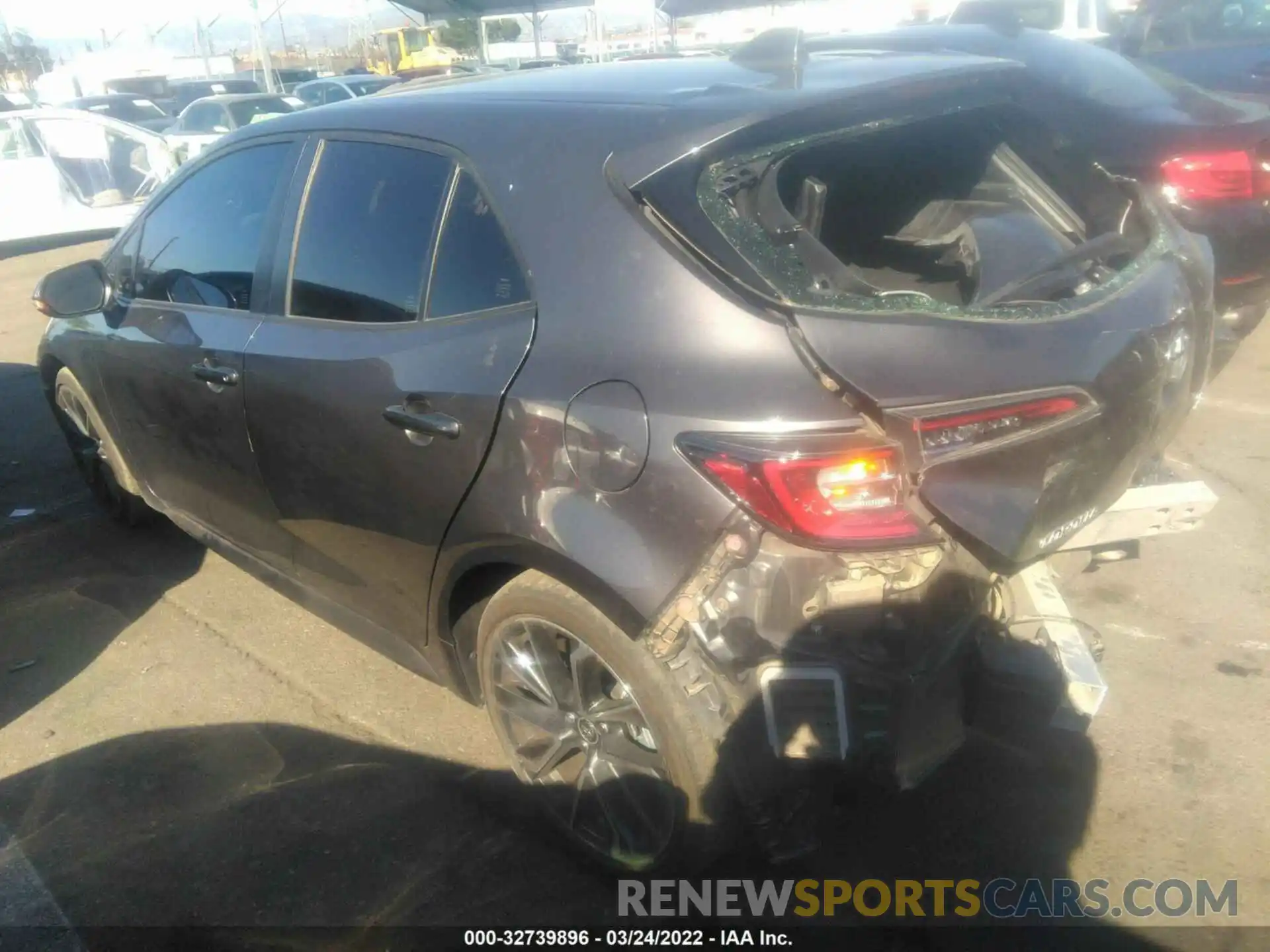 3 Photograph of a damaged car JTNC4MBE6M3110701 TOYOTA COROLLA HATCHBACK 2021