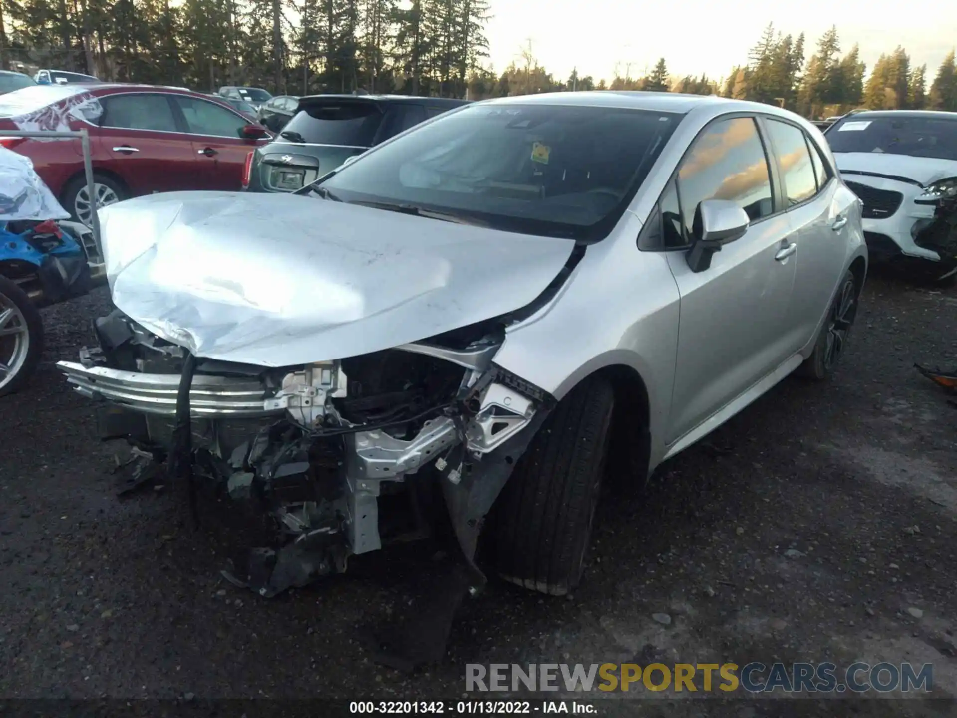 2 Photograph of a damaged car JTNC4MBE9M3105895 TOYOTA COROLLA HATCHBACK 2021