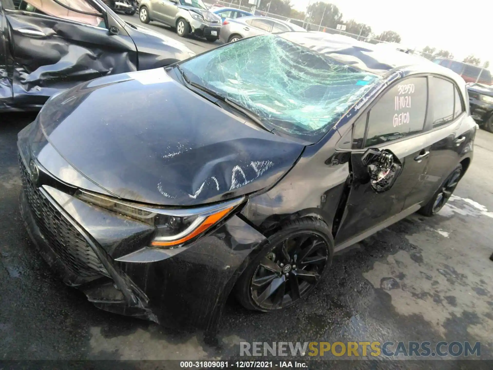 2 Photograph of a damaged car JTND4MBE0M3109158 TOYOTA COROLLA HATCHBACK 2021