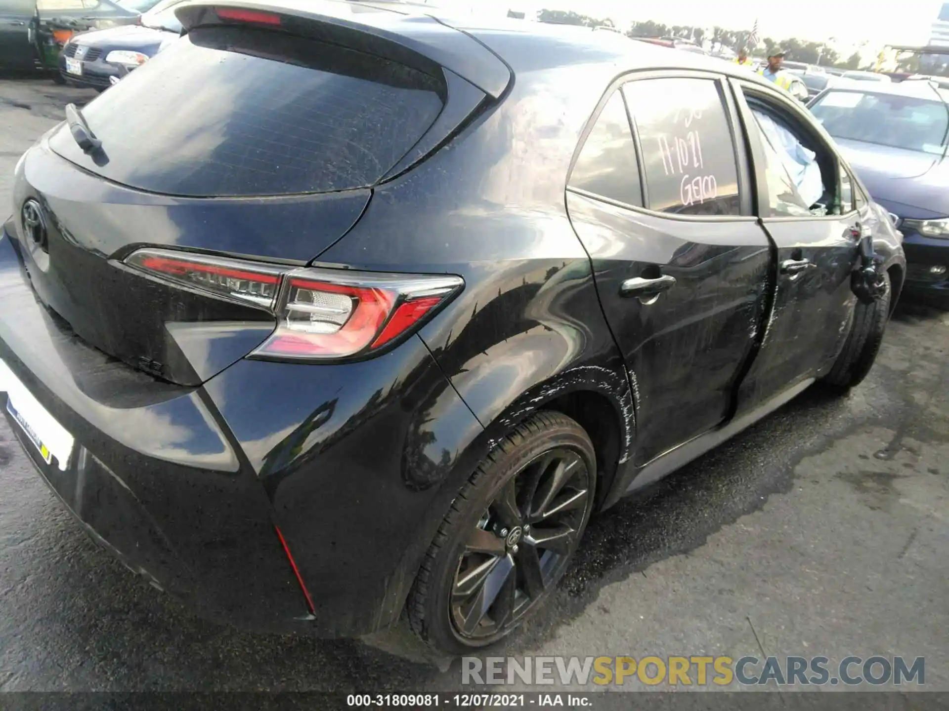 4 Photograph of a damaged car JTND4MBE0M3109158 TOYOTA COROLLA HATCHBACK 2021