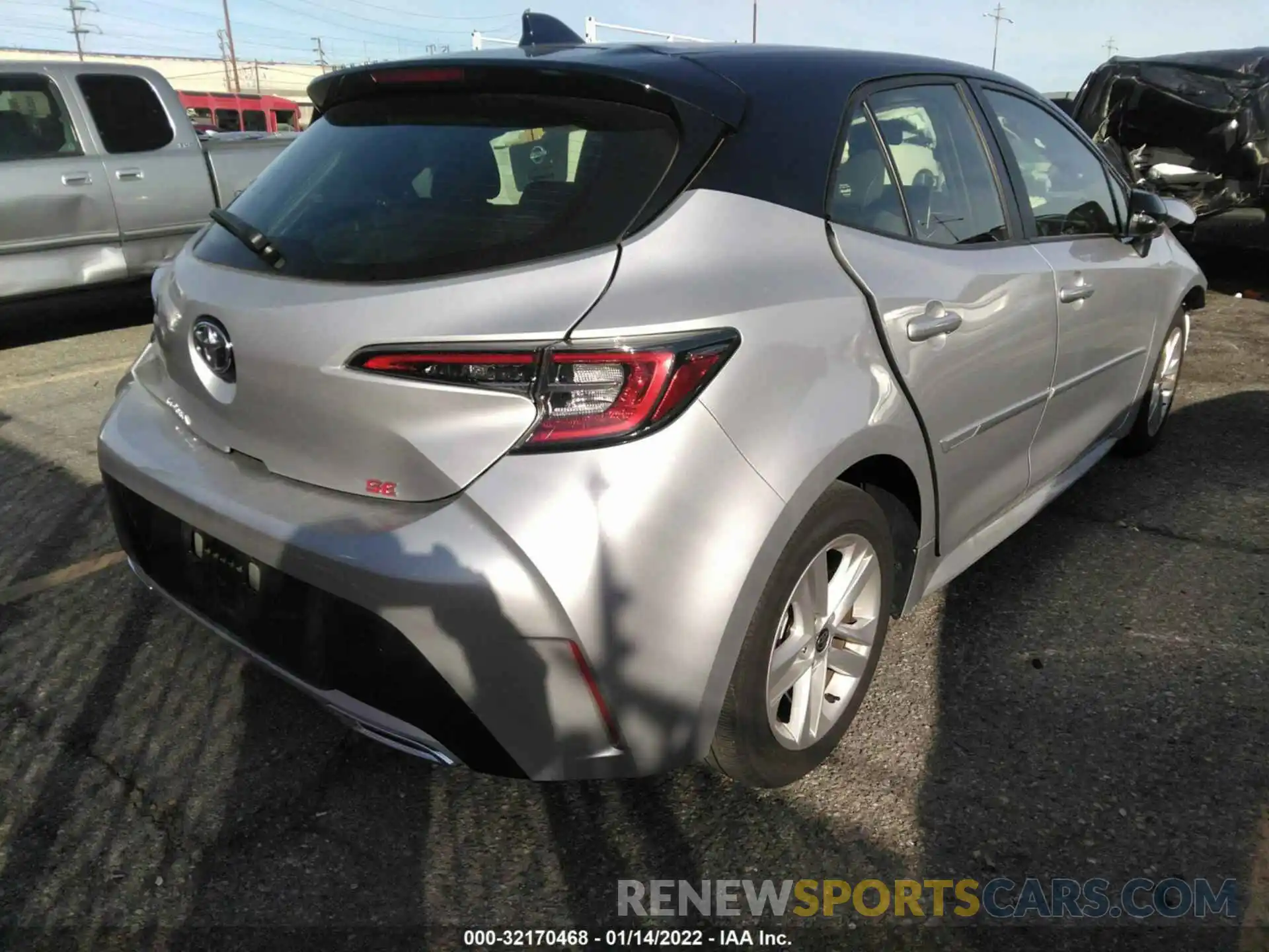 4 Photograph of a damaged car JTND4MBE0M3112013 TOYOTA COROLLA HATCHBACK 2021