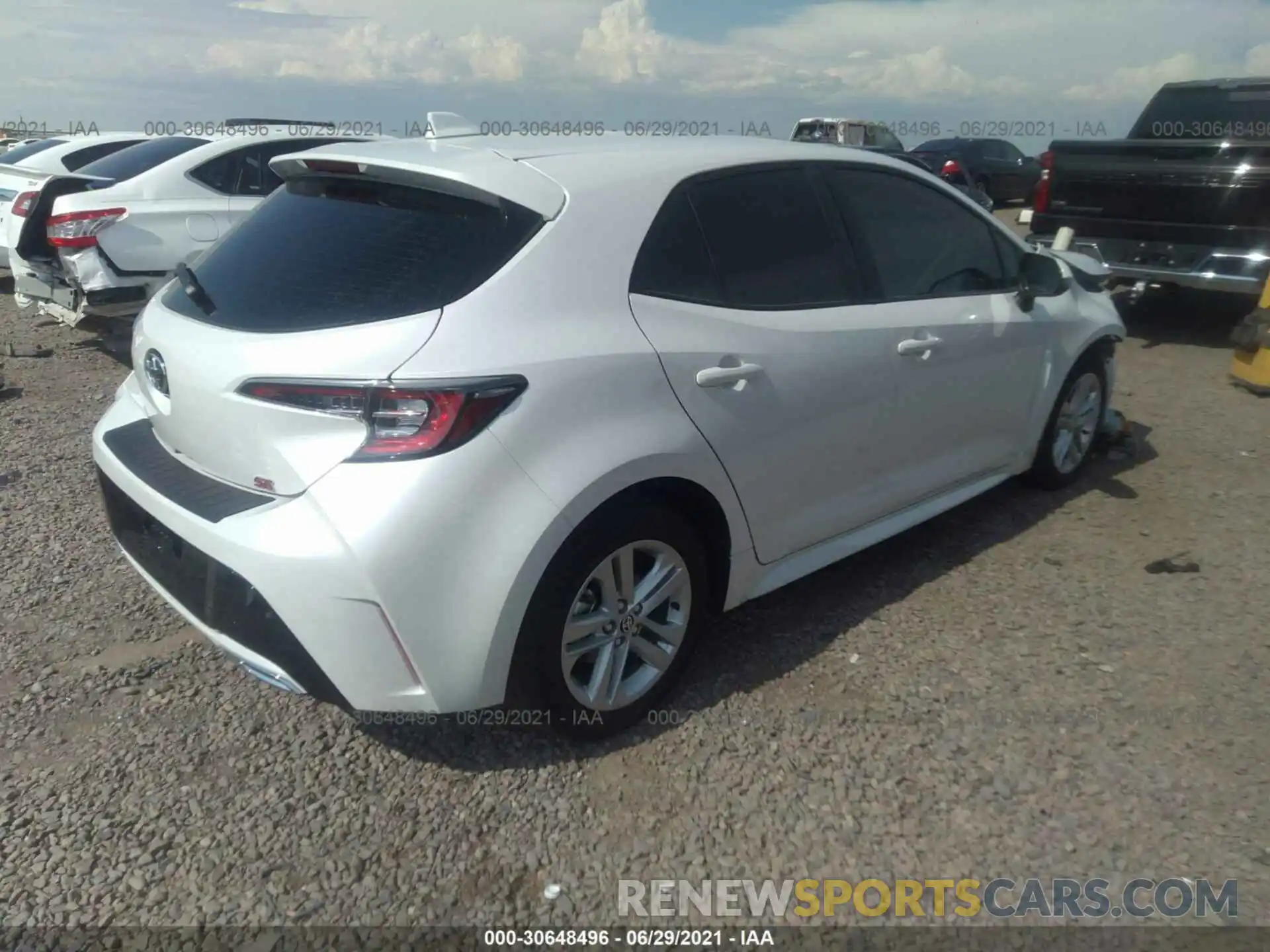 4 Photograph of a damaged car JTND4MBE0M3128941 TOYOTA COROLLA HATCHBACK 2021