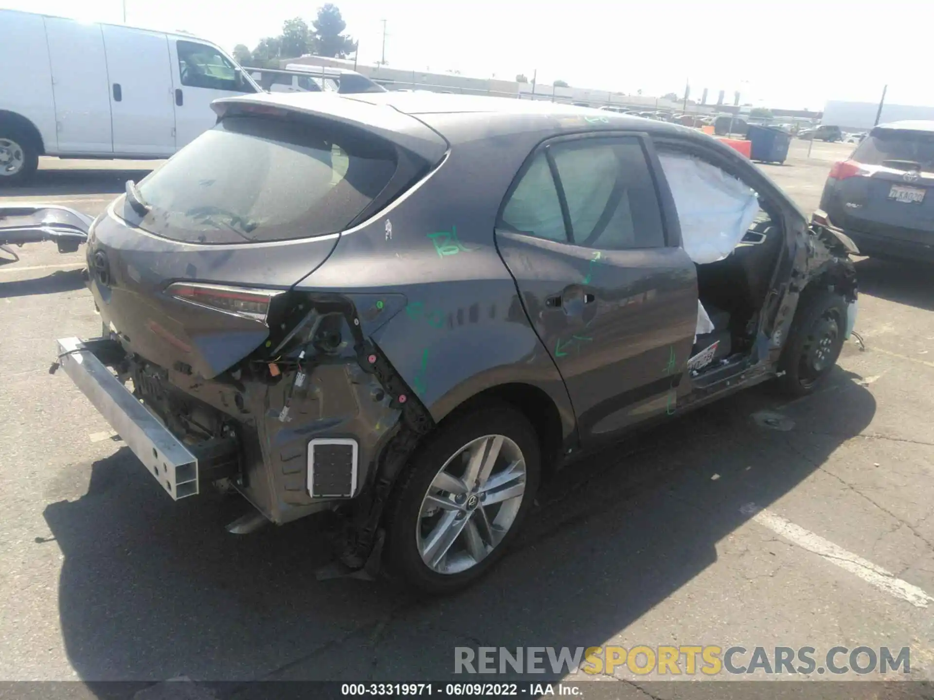 4 Photograph of a damaged car JTND4MBE0M3140457 TOYOTA COROLLA HATCHBACK 2021