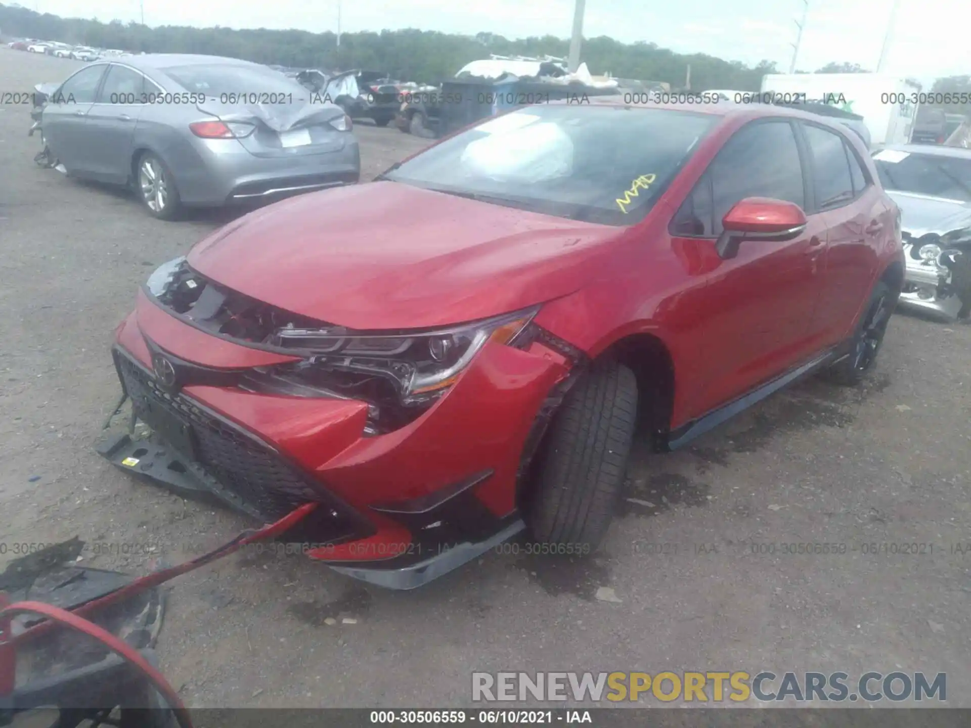 2 Photograph of a damaged car JTND4MBE1M3108407 TOYOTA COROLLA HATCHBACK 2021