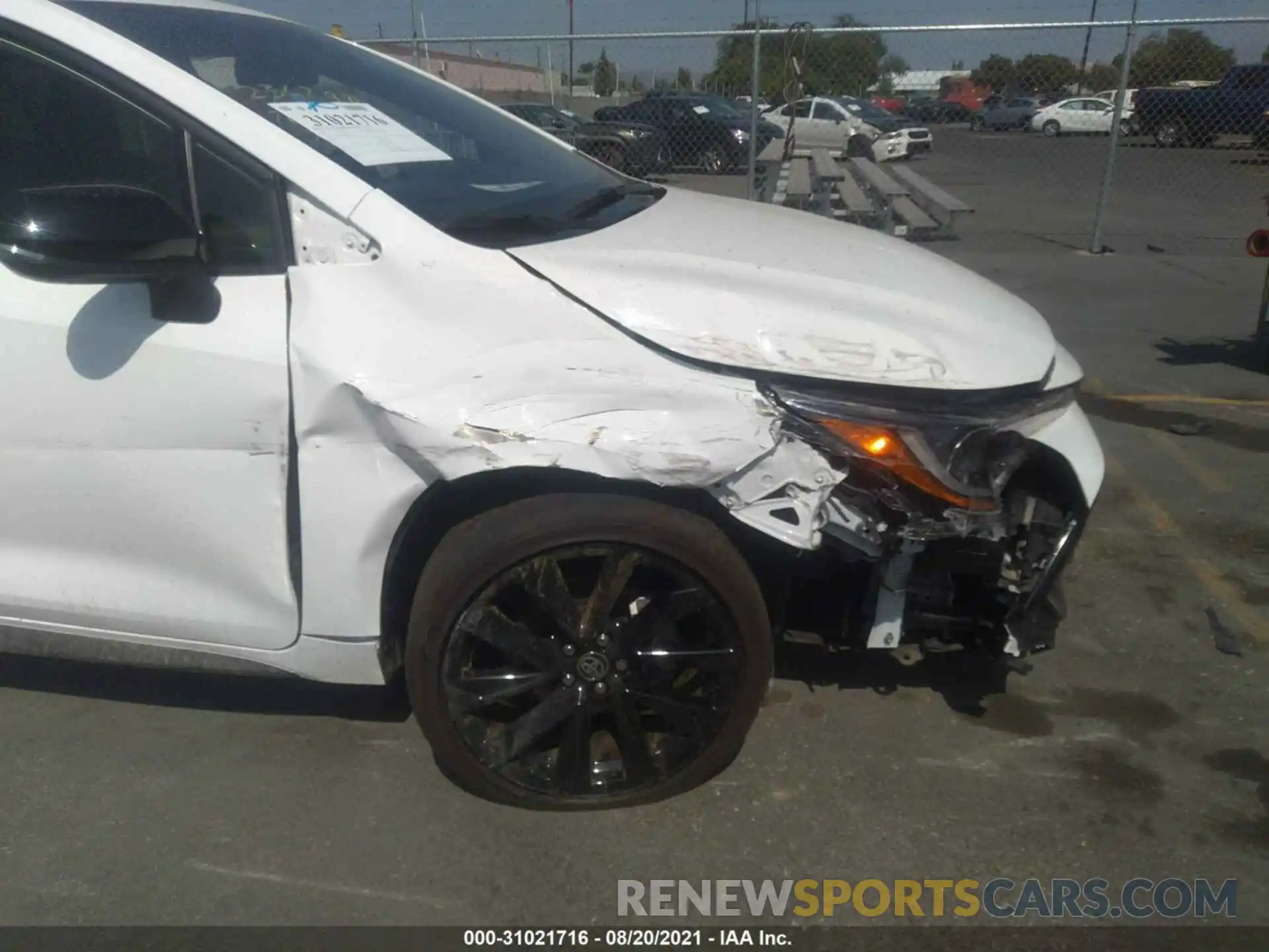 6 Photograph of a damaged car JTND4MBE1M3114062 TOYOTA COROLLA HATCHBACK 2021