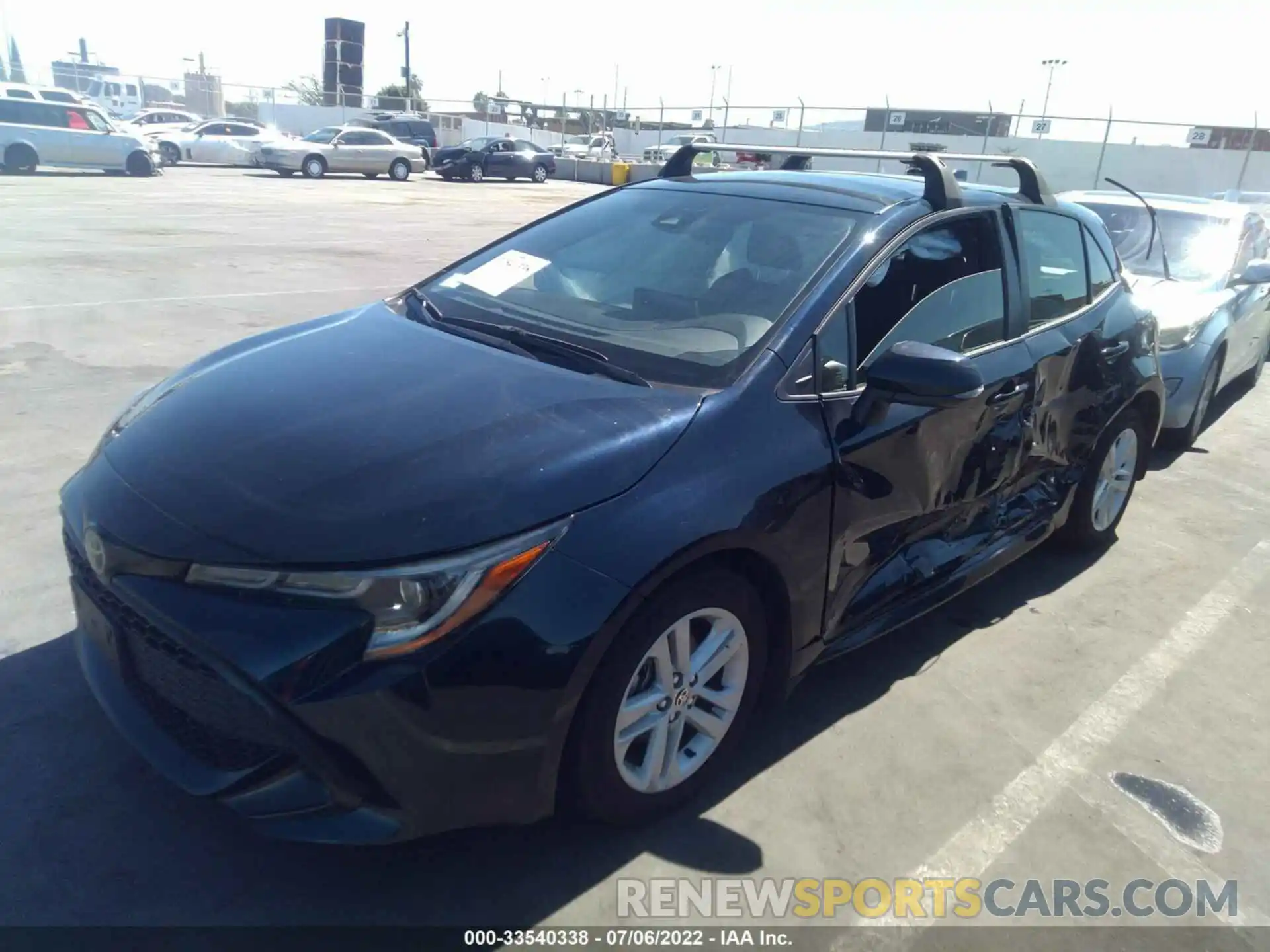 2 Photograph of a damaged car JTND4MBE1M3121108 TOYOTA COROLLA HATCHBACK 2021