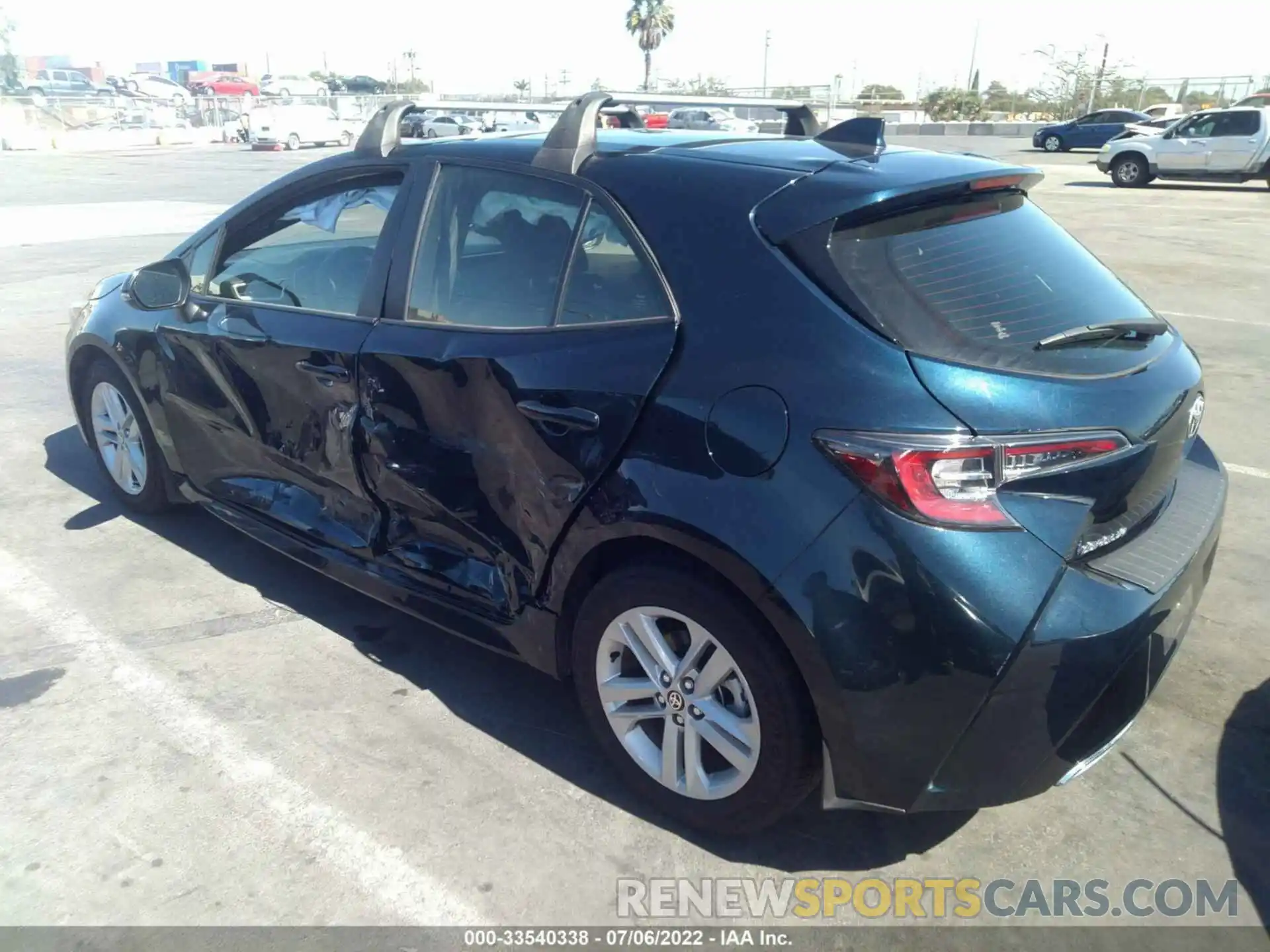 3 Photograph of a damaged car JTND4MBE1M3121108 TOYOTA COROLLA HATCHBACK 2021