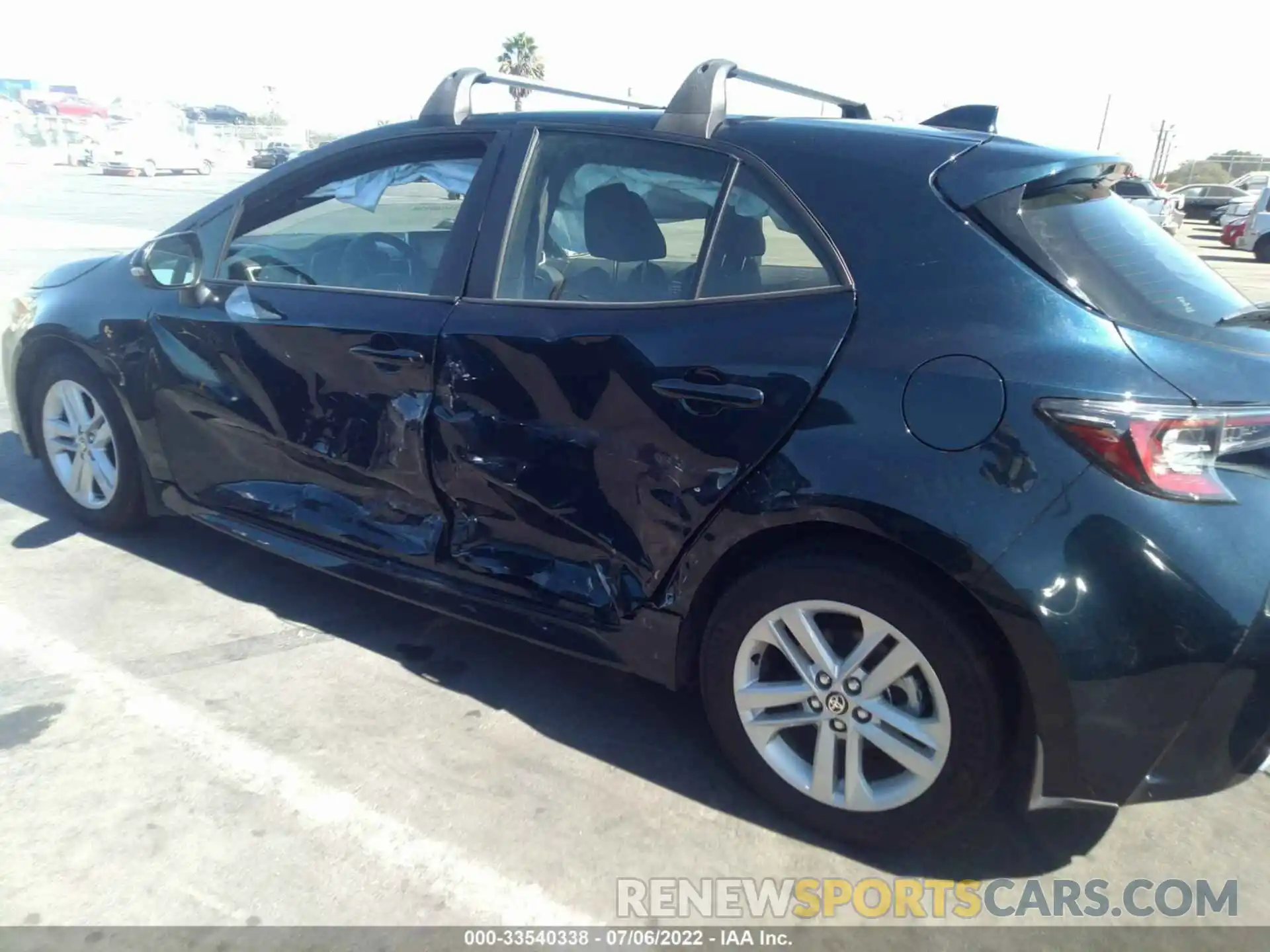 6 Photograph of a damaged car JTND4MBE1M3121108 TOYOTA COROLLA HATCHBACK 2021