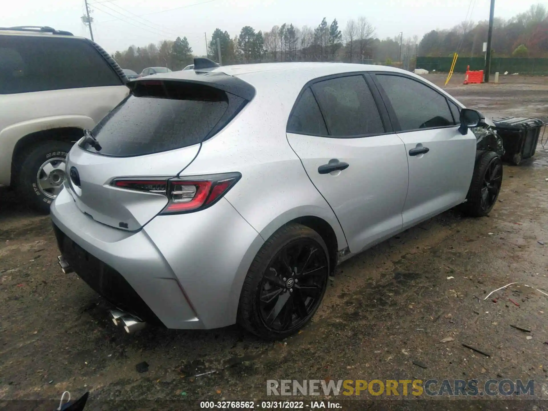 4 Photograph of a damaged car JTND4MBE1M3125515 TOYOTA COROLLA HATCHBACK 2021