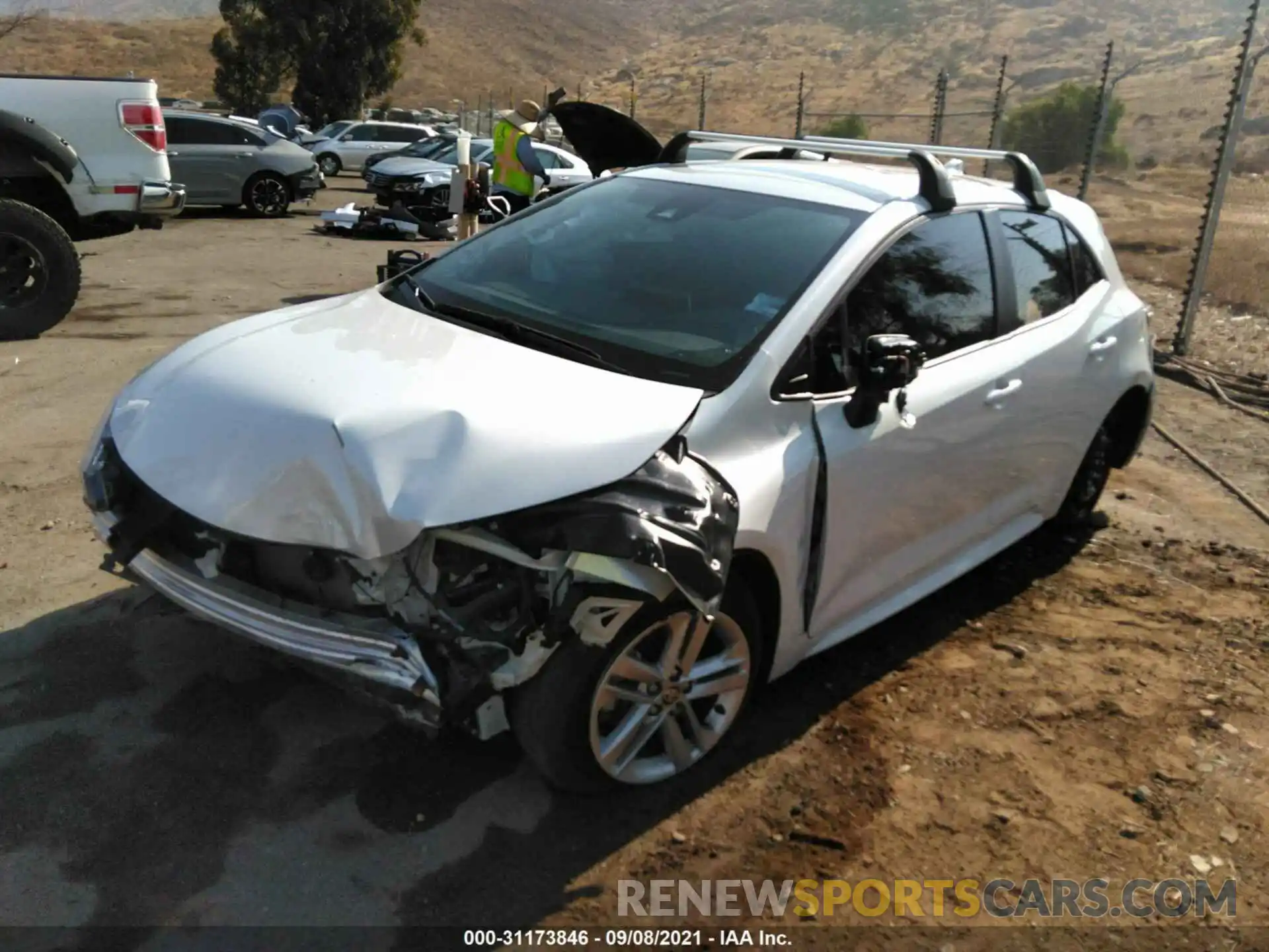 2 Photograph of a damaged car JTND4MBE1M3130262 TOYOTA COROLLA HATCHBACK 2021