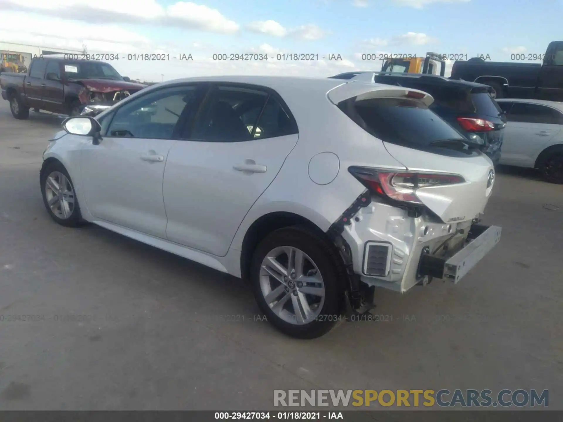 3 Photograph of a damaged car JTND4MBE2M3108397 TOYOTA COROLLA HATCHBACK 2021