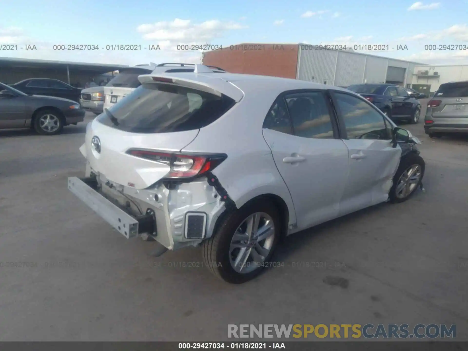 4 Photograph of a damaged car JTND4MBE2M3108397 TOYOTA COROLLA HATCHBACK 2021