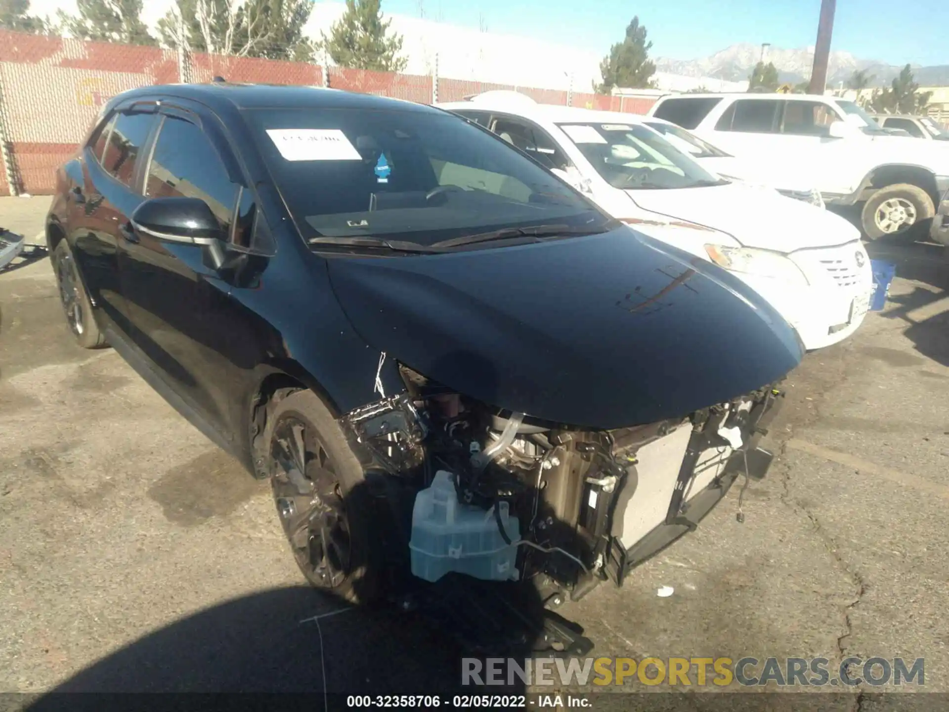 1 Photograph of a damaged car JTND4MBE2M3128858 TOYOTA COROLLA HATCHBACK 2021