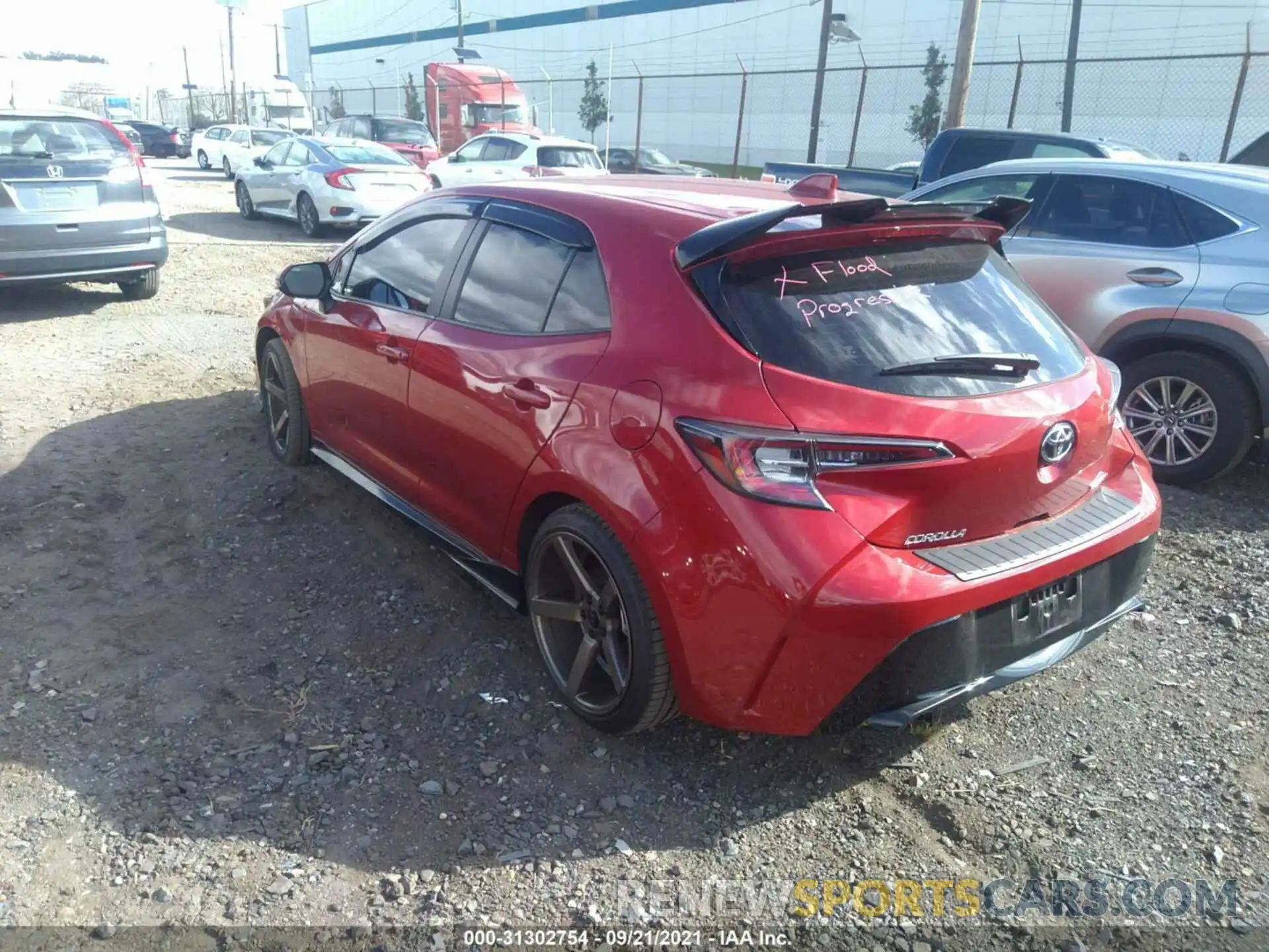 3 Photograph of a damaged car JTND4MBE3M3106304 TOYOTA COROLLA HATCHBACK 2021