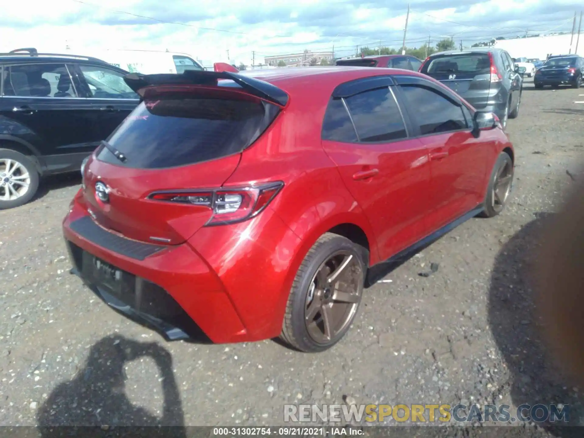 4 Photograph of a damaged car JTND4MBE3M3106304 TOYOTA COROLLA HATCHBACK 2021