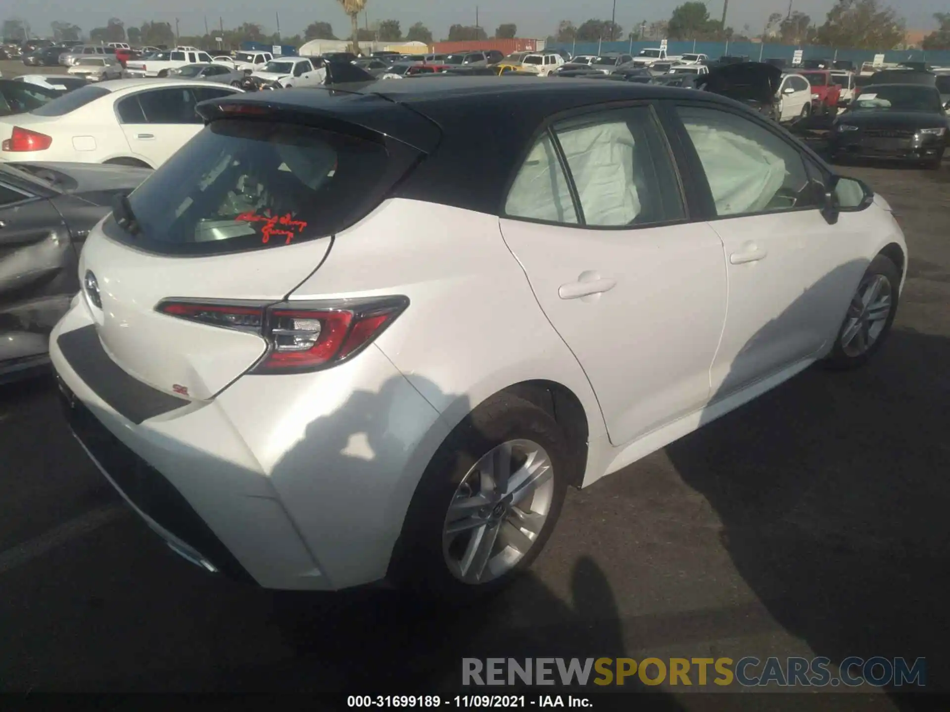 4 Photograph of a damaged car JTND4MBE3M3123054 TOYOTA COROLLA HATCHBACK 2021