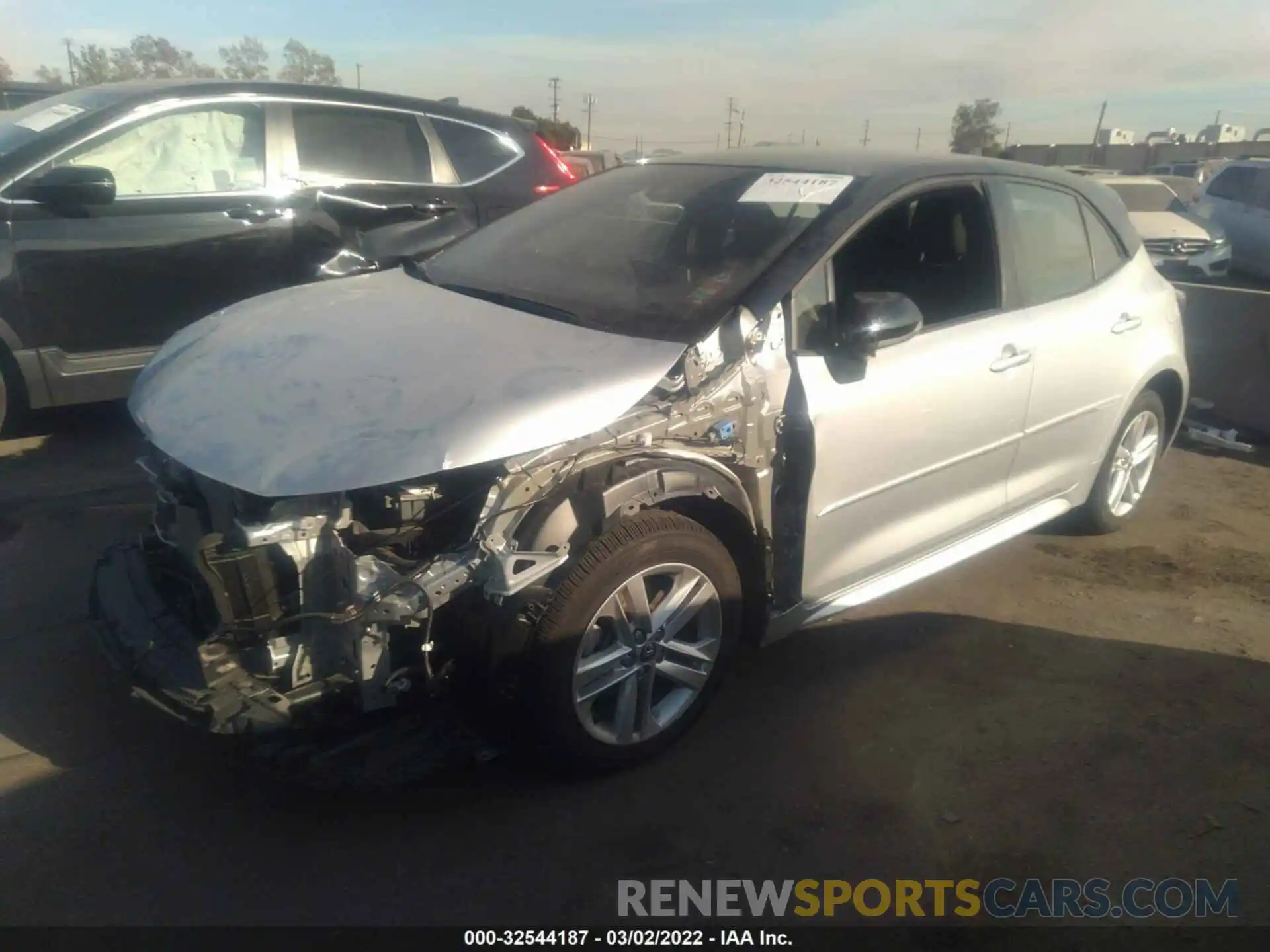 2 Photograph of a damaged car JTND4MBE3M3125077 TOYOTA COROLLA HATCHBACK 2021