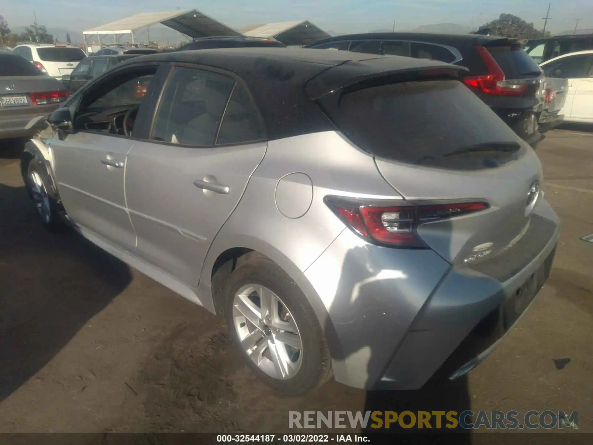 3 Photograph of a damaged car JTND4MBE3M3125077 TOYOTA COROLLA HATCHBACK 2021